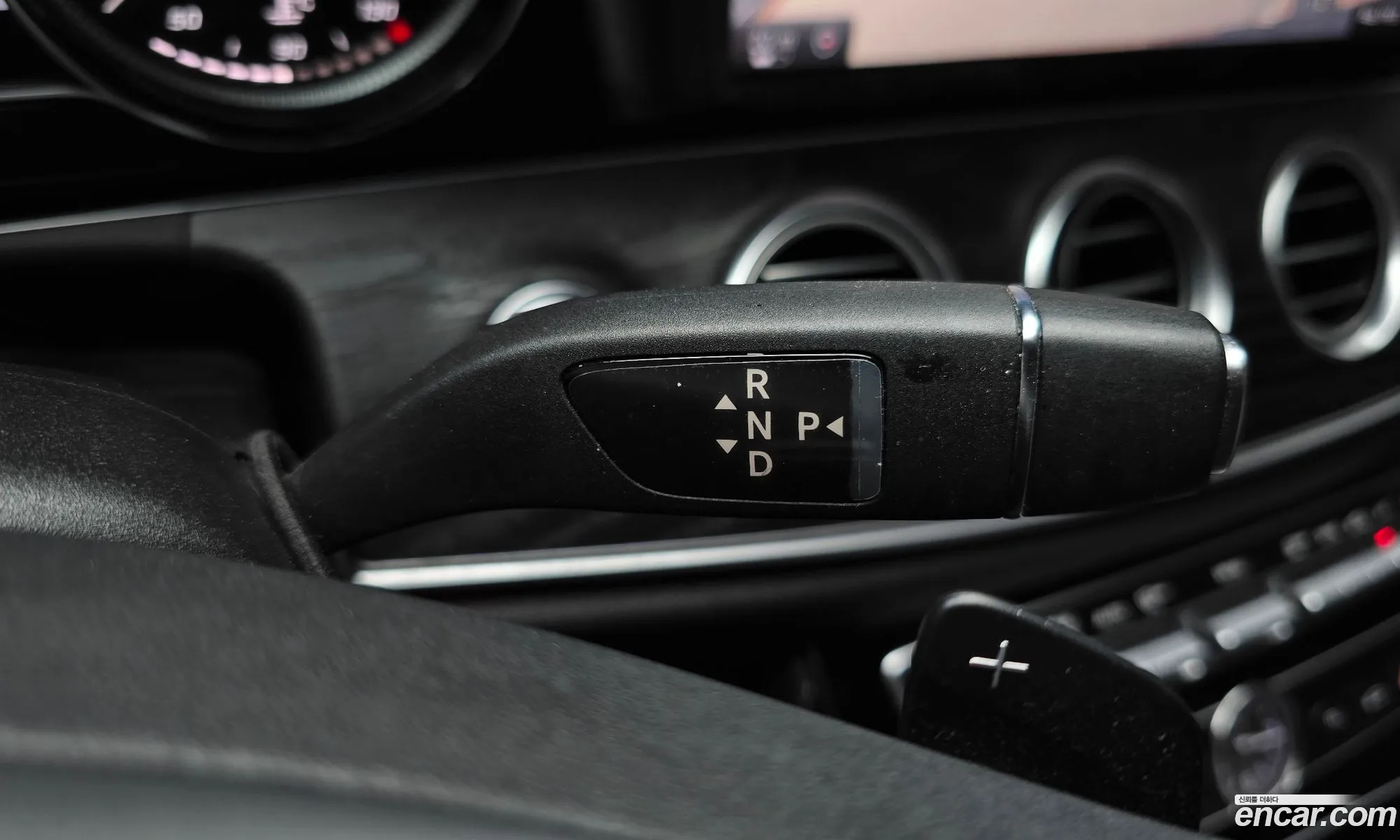 Mercedes-Benz E-Class W213 2016 WDDZF0EBXHA044647 — 17