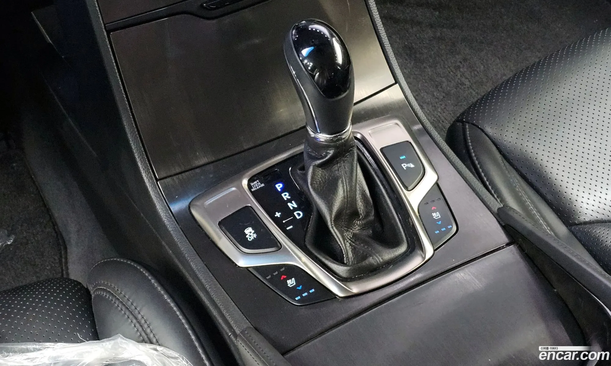 Hyundai Grandeur HG 2013 — 13