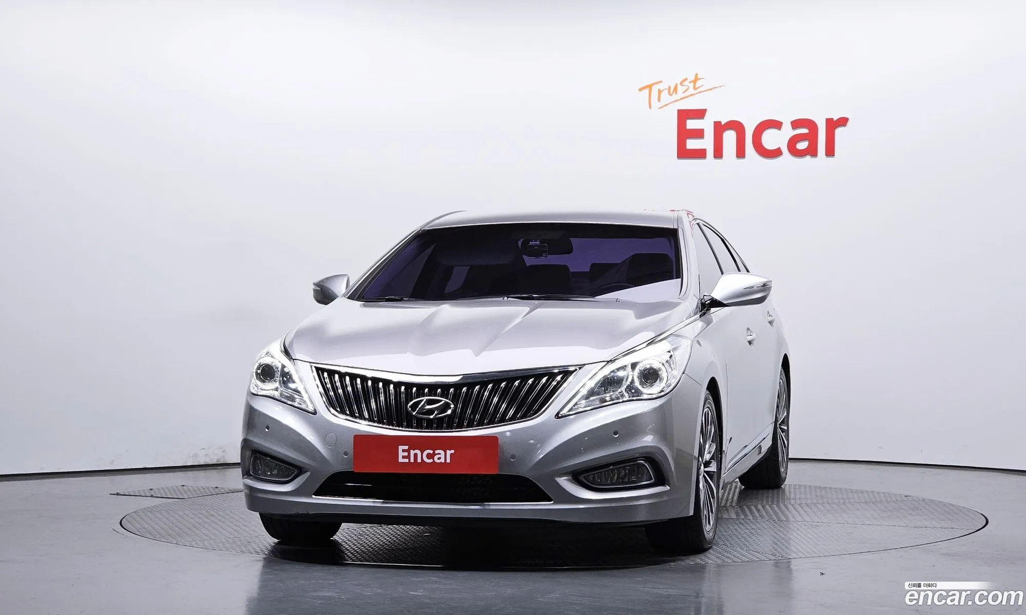 Hyundai Grandeur HG 2013 — 15