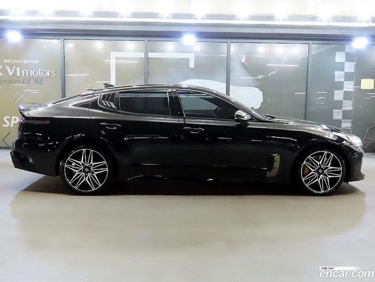 Kia Stinger Meister 2021 — 7