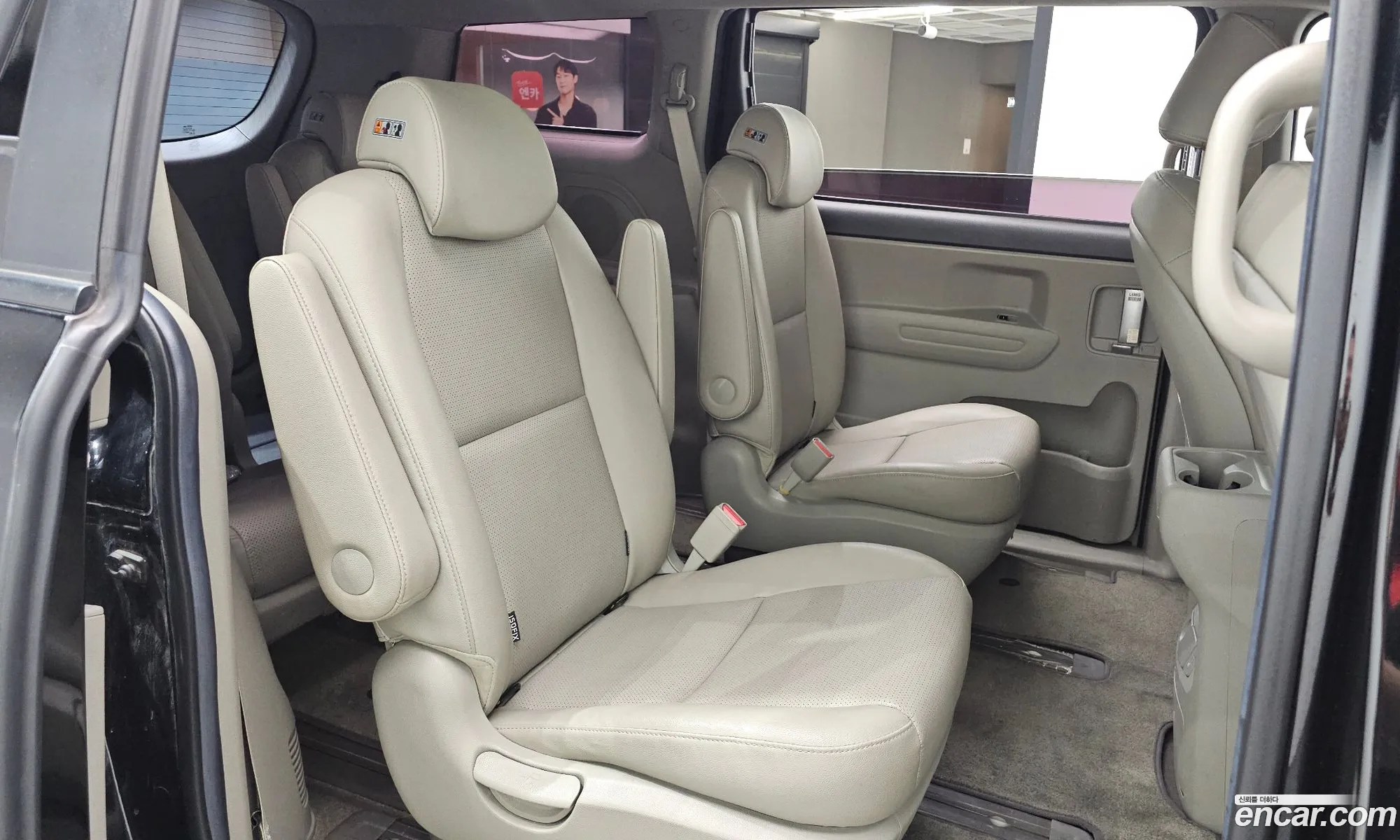 Kia Carnival 2019 — 28