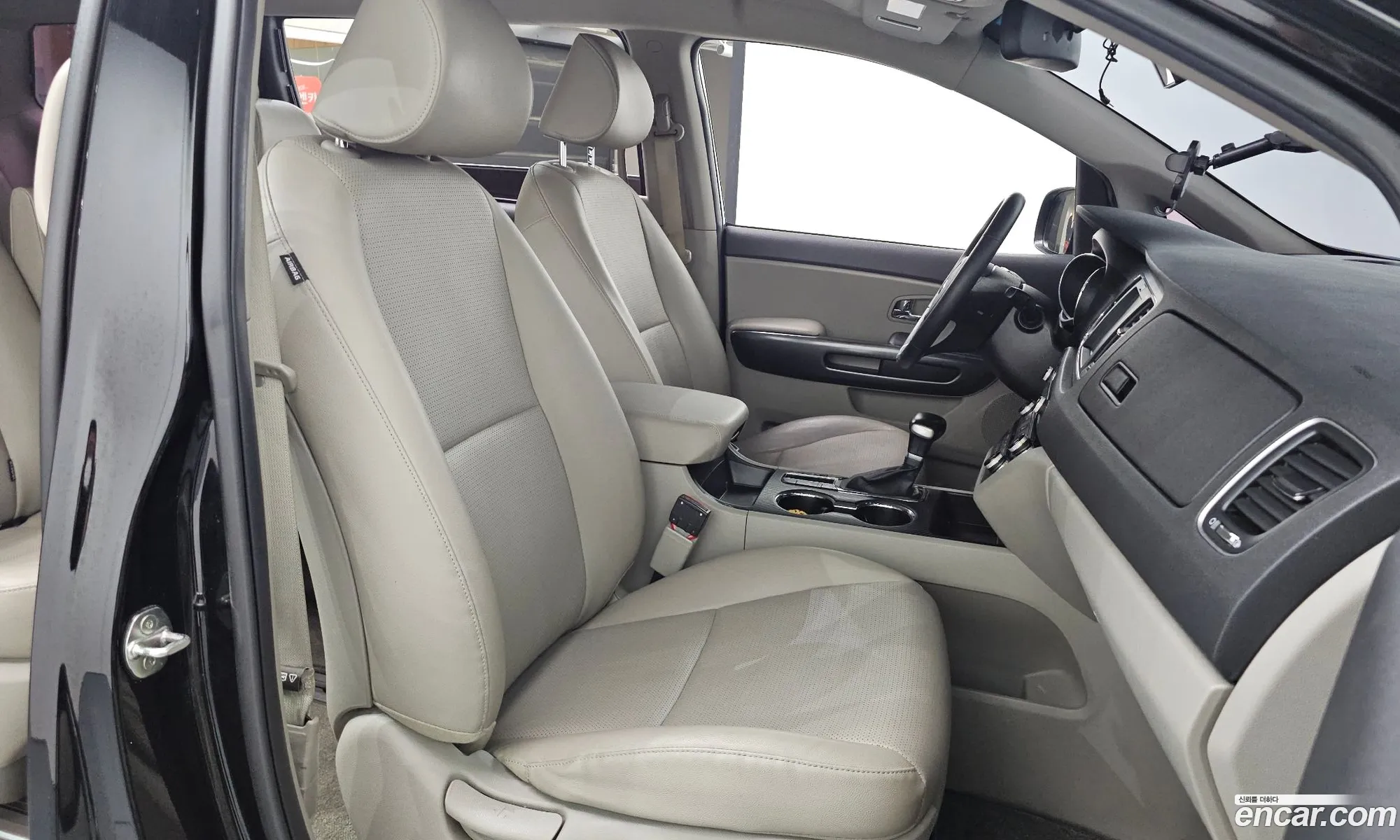 Kia Carnival 2019 — 19