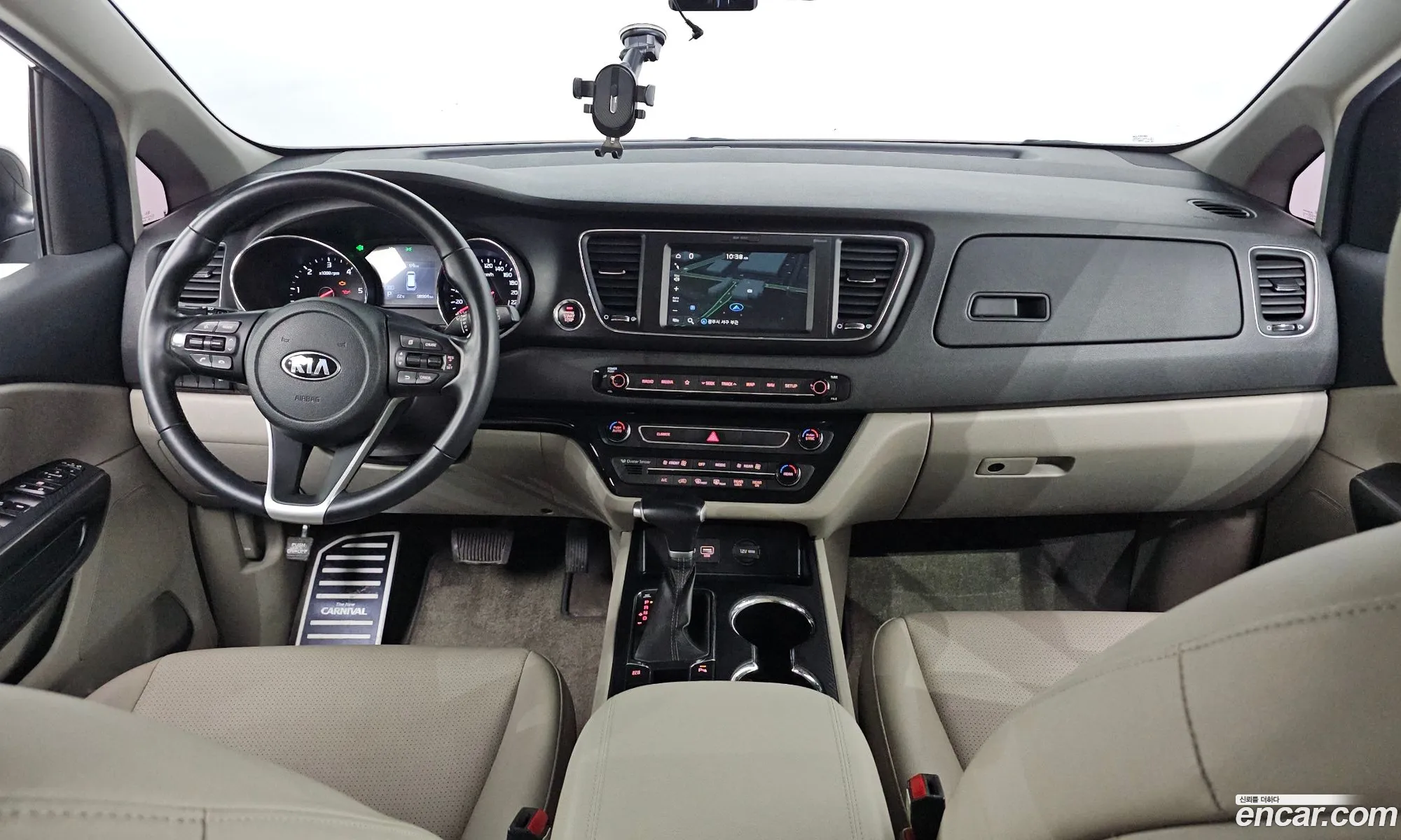 Kia Carnival 2019 — 23
