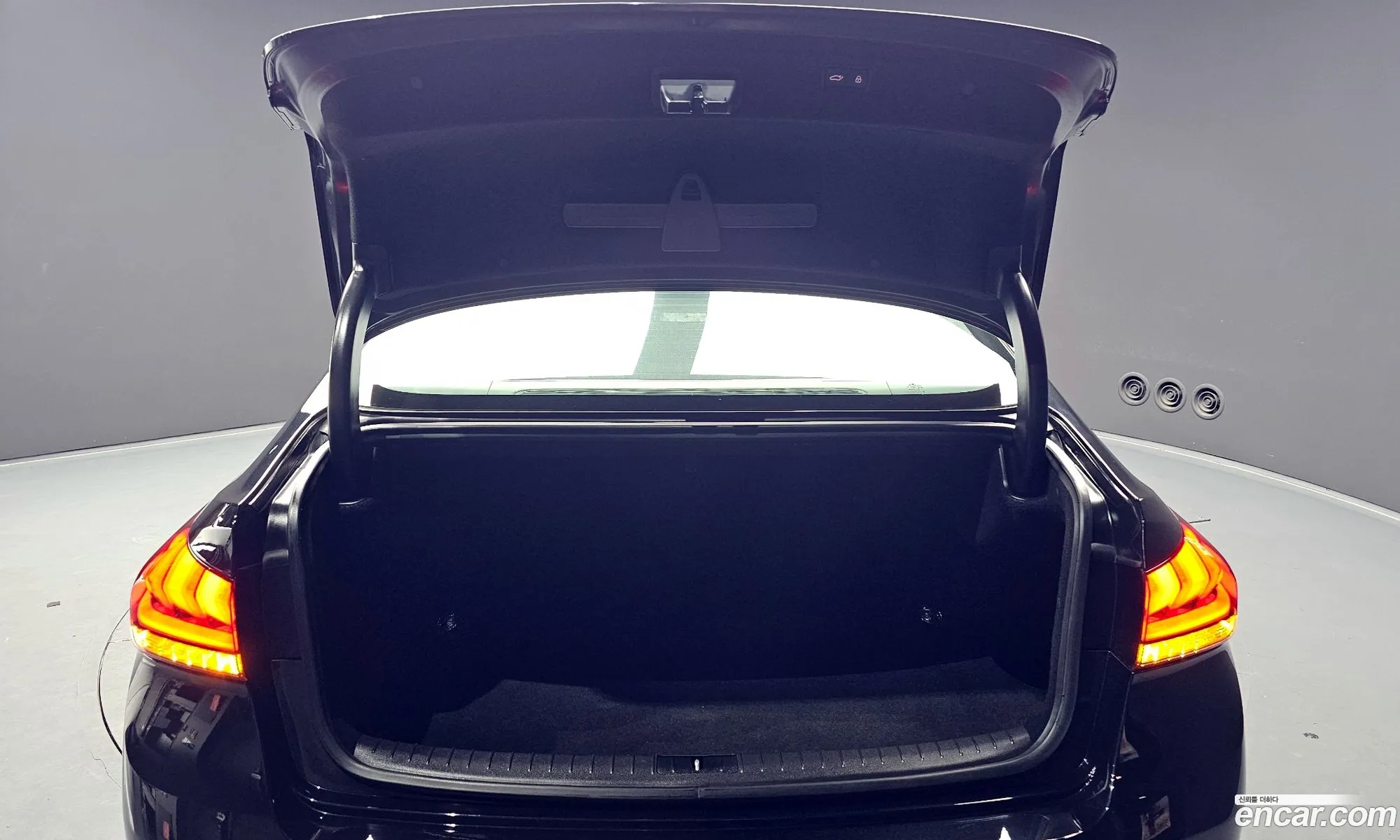 Genesis G80 2018 — 11