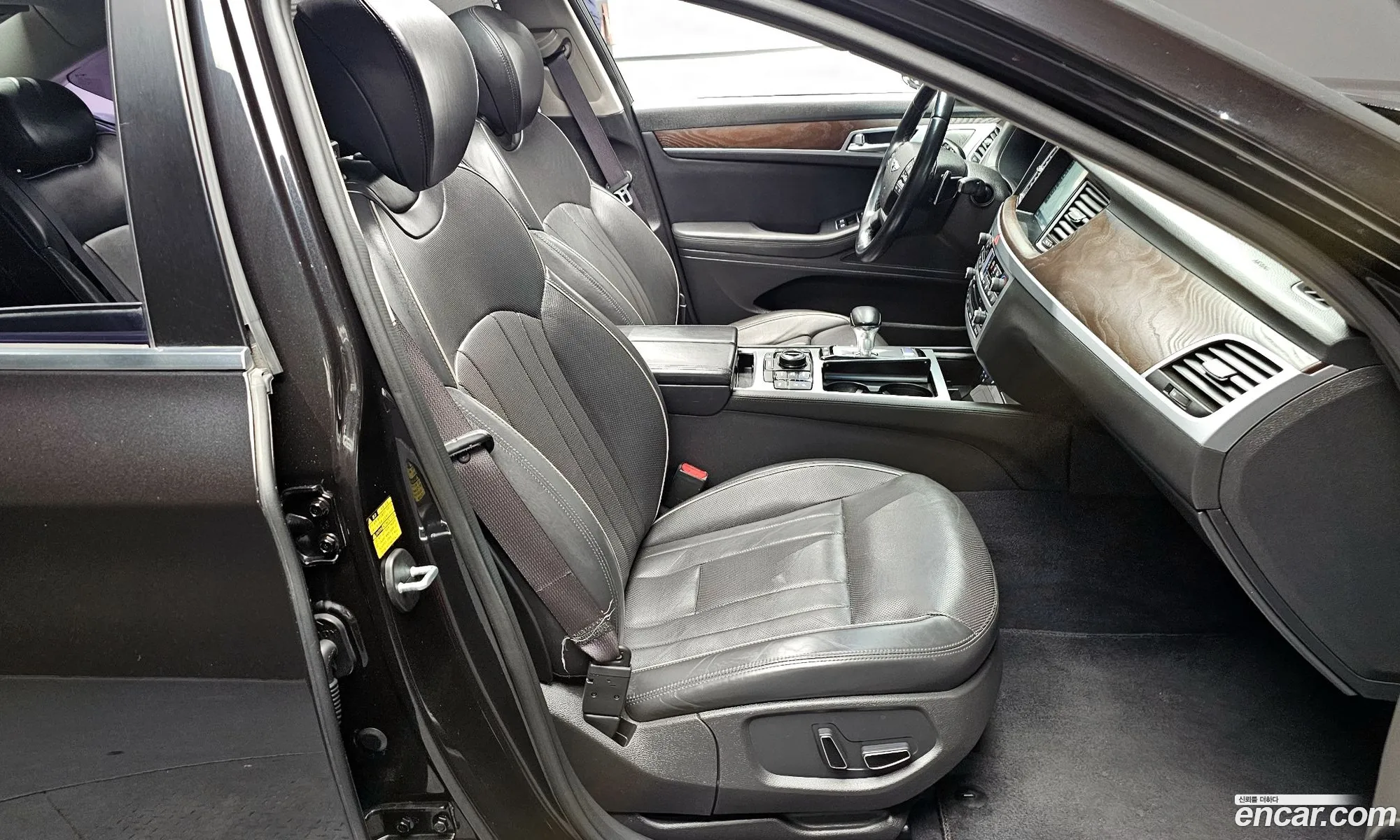 Genesis G80 2018 — 2