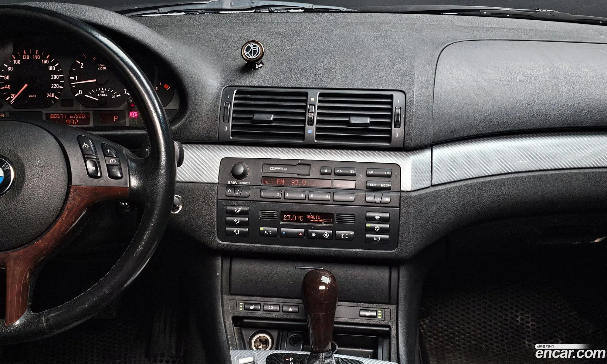 BMW 3 Series 2002 WBAEV11053KK73775 — 13