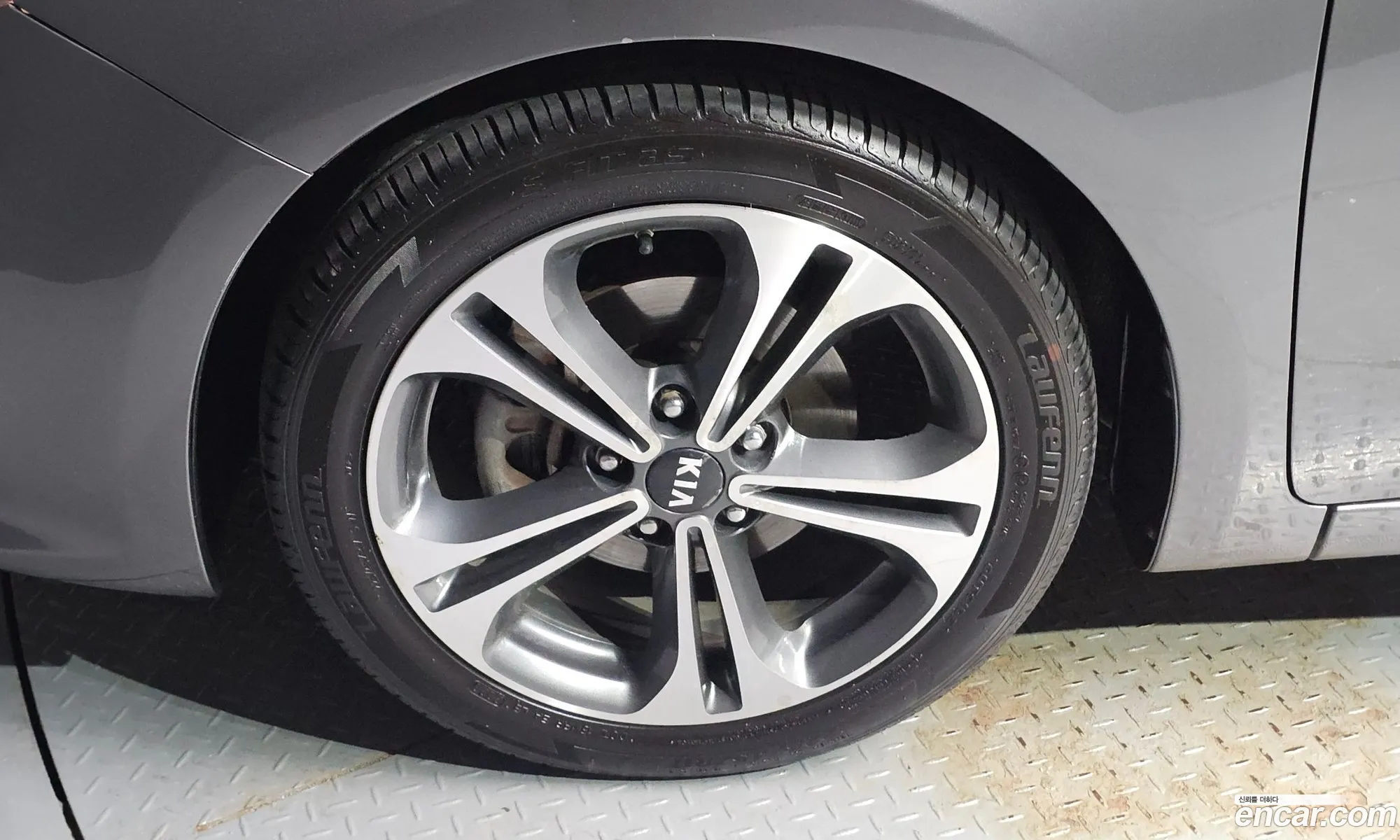 Kia K3 2013 KNAFZ412BDA038222 — 7