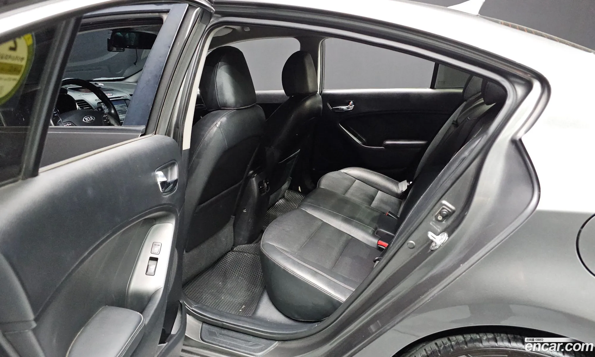 Kia K3 2013 KNAFZ412BDA038222 — 9