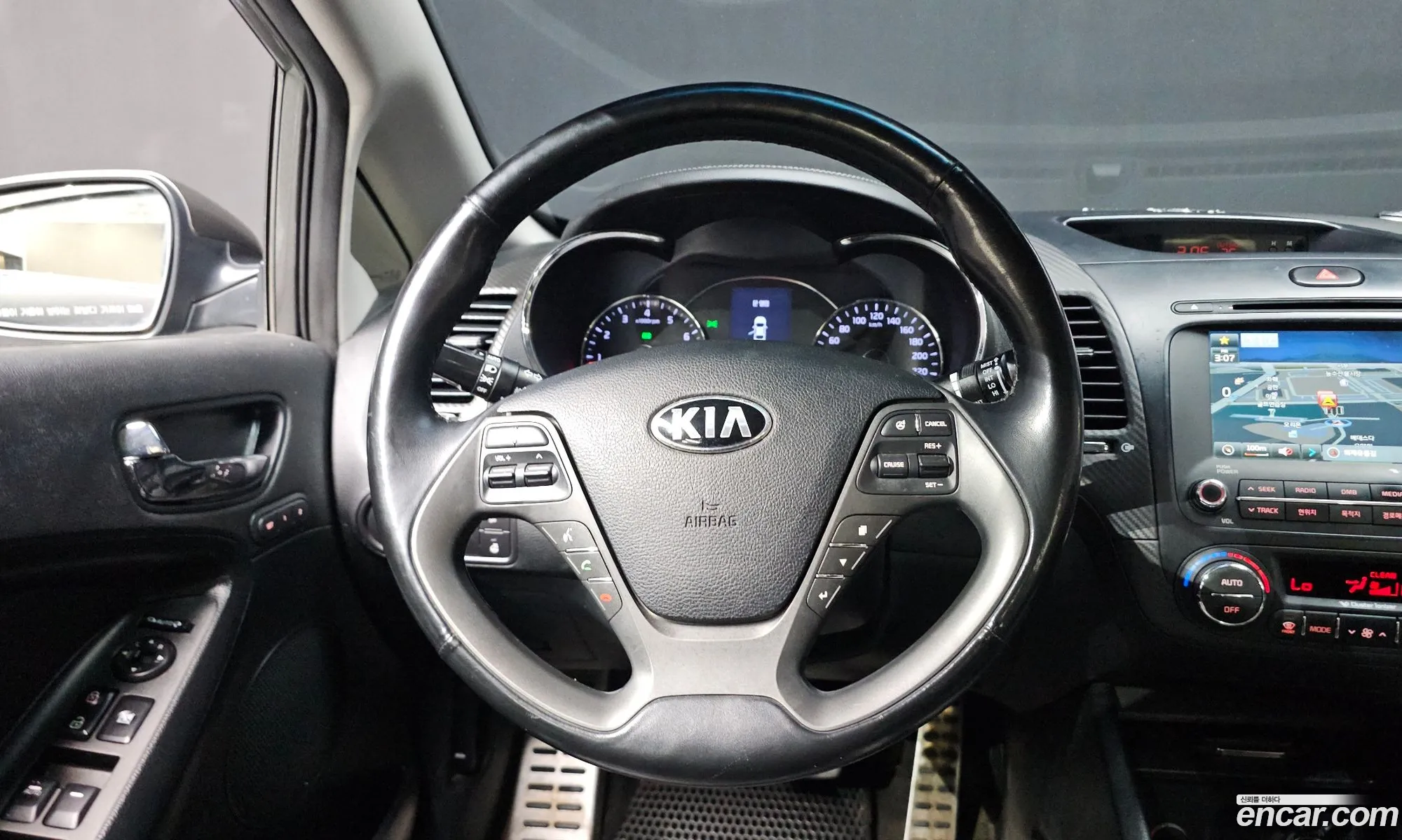 Kia K3 2013 KNAFZ412BDA038222 — 12
