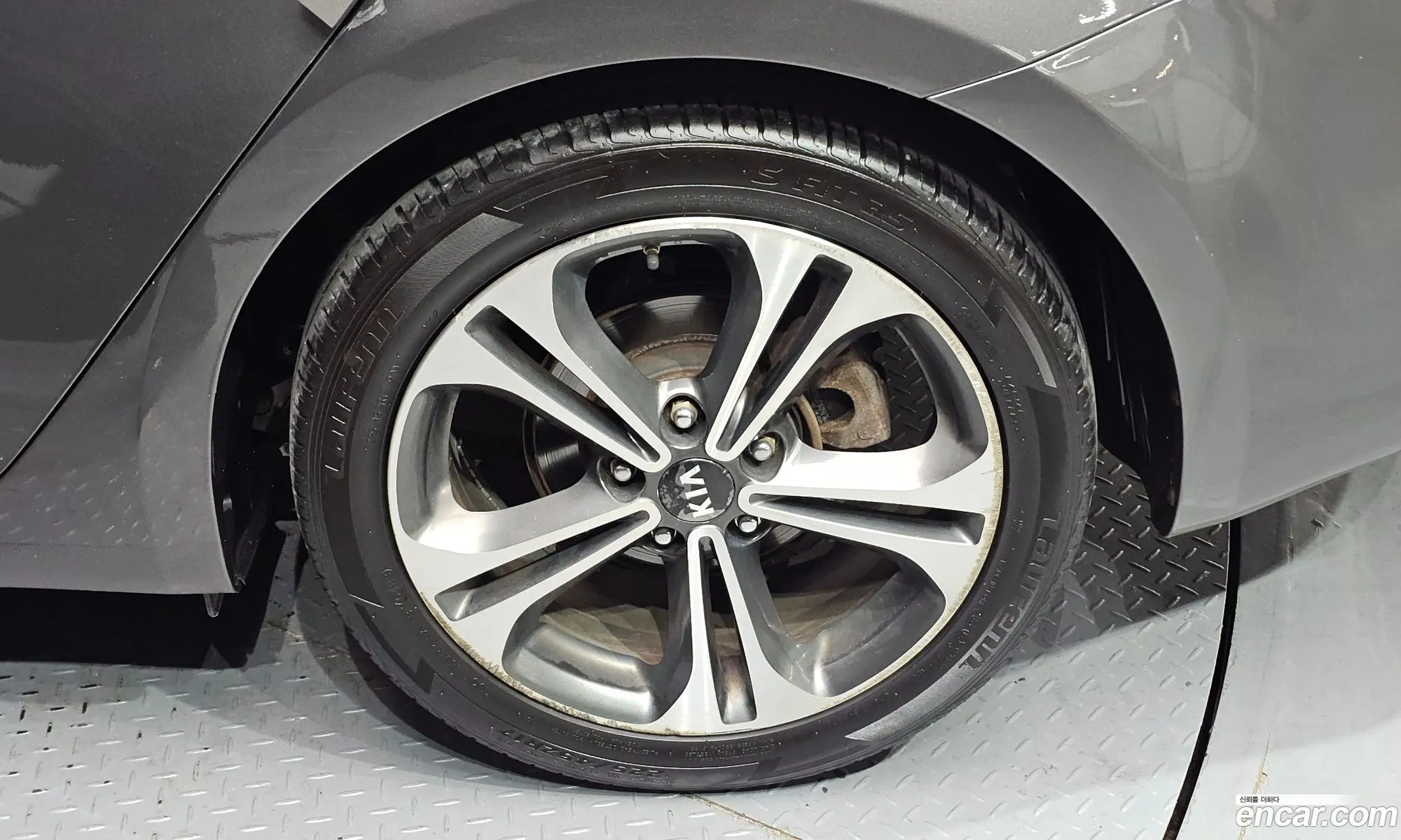 Kia K3 2013 KNAFZ412BDA038222 — 29