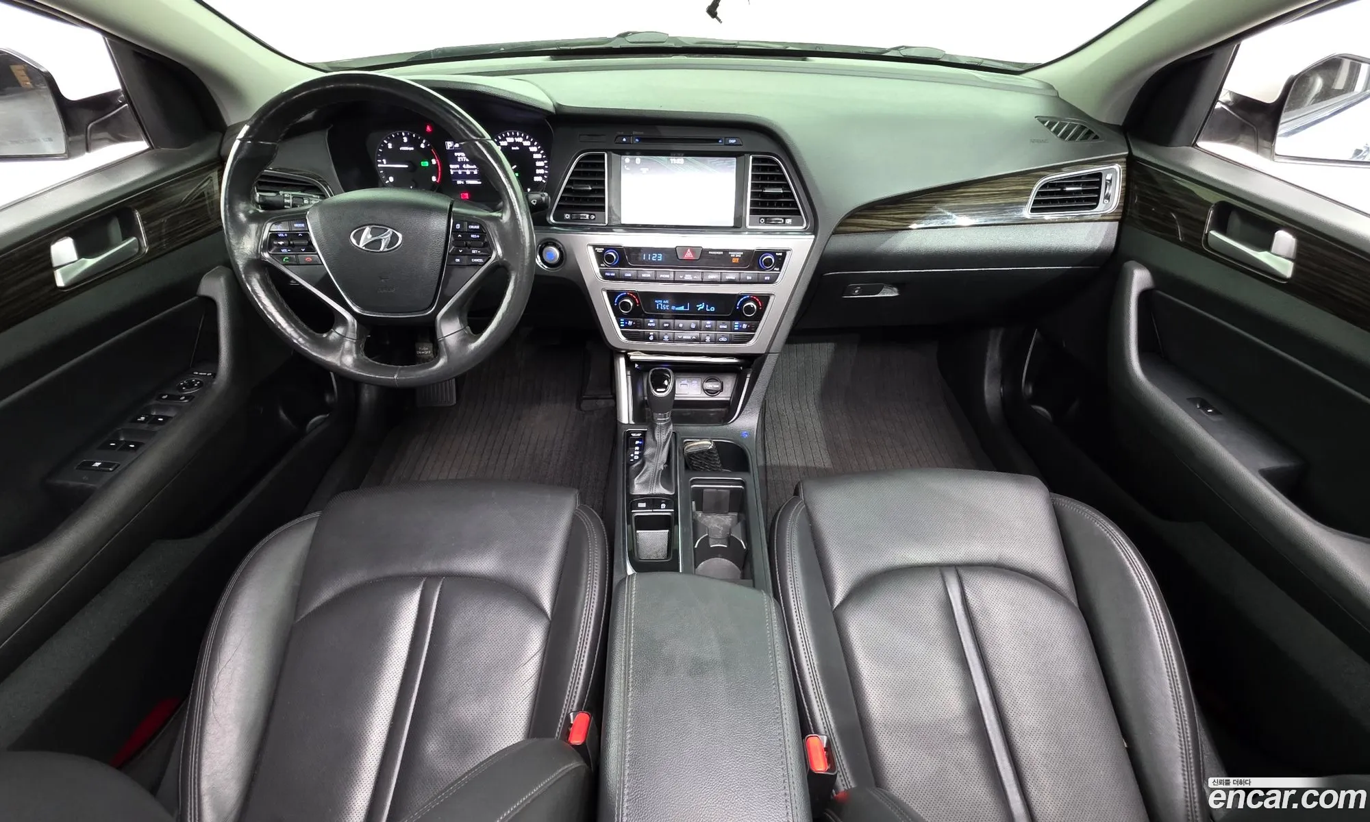 Hyundai LF Sonata