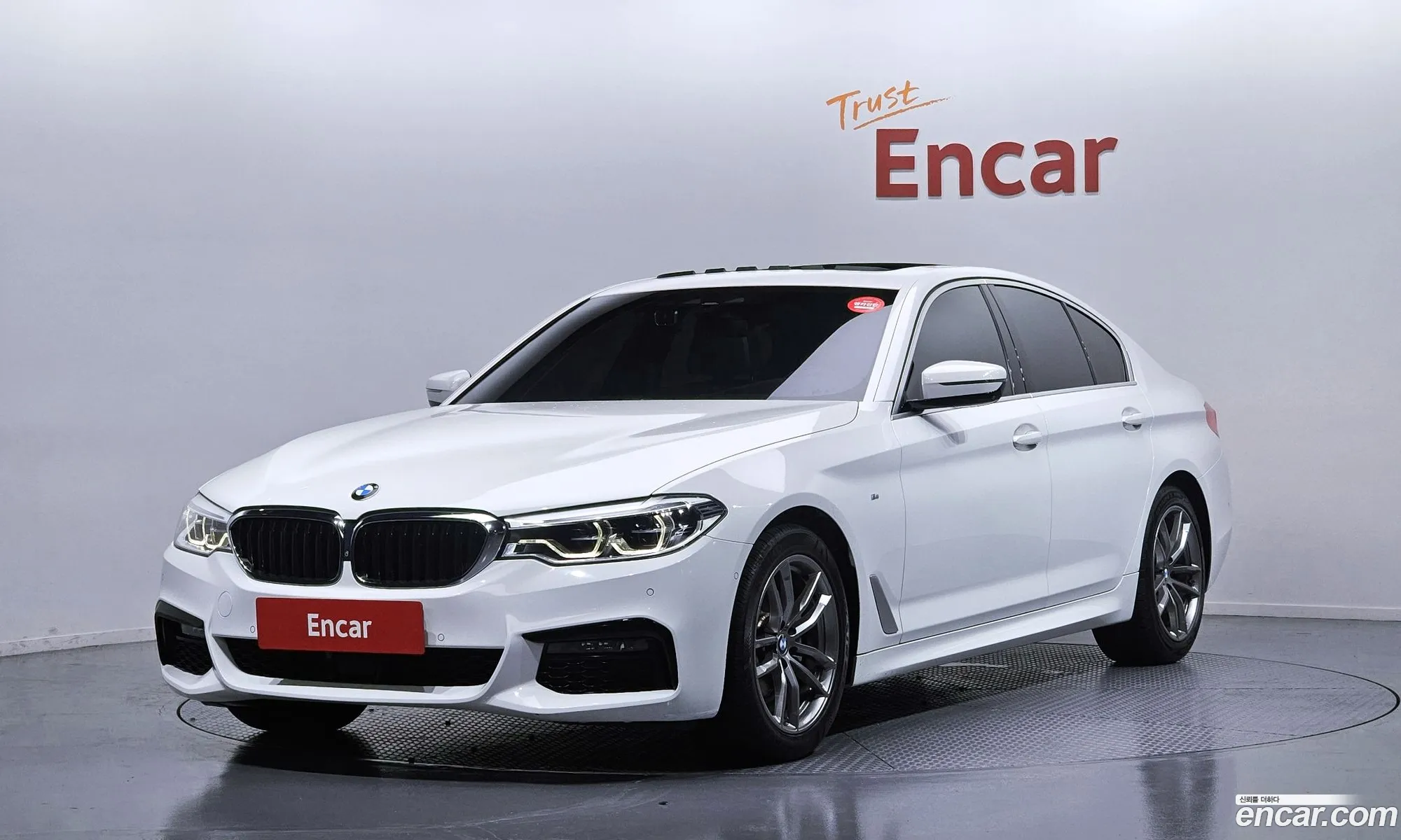 BMW 5 Series 2019 — 16