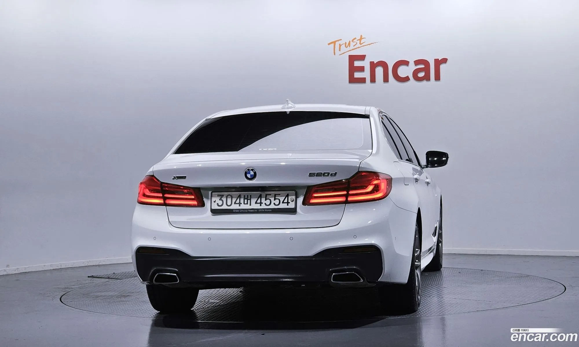 BMW 5 Series 2019 — 19