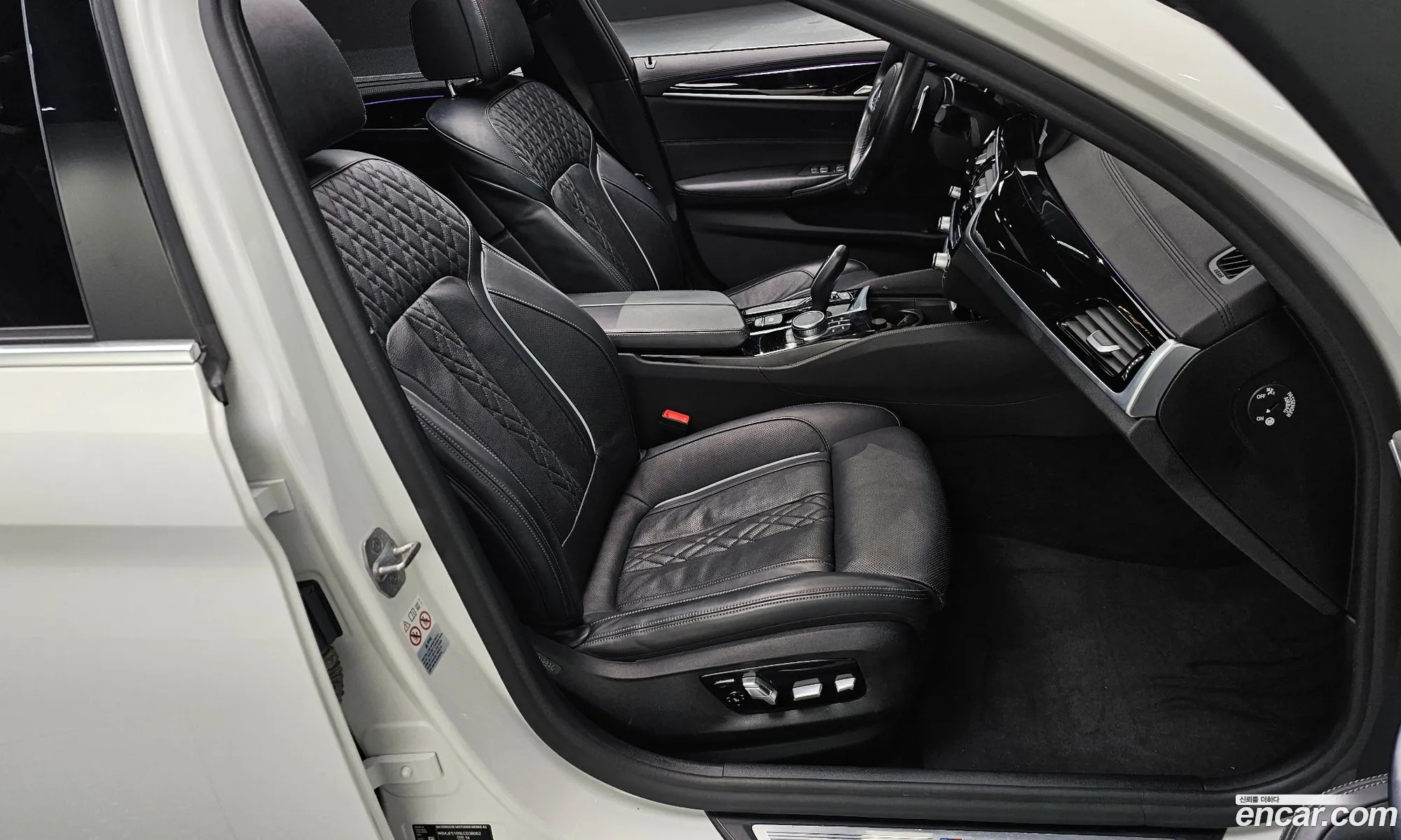 BMW 5 Series 2019 — 23