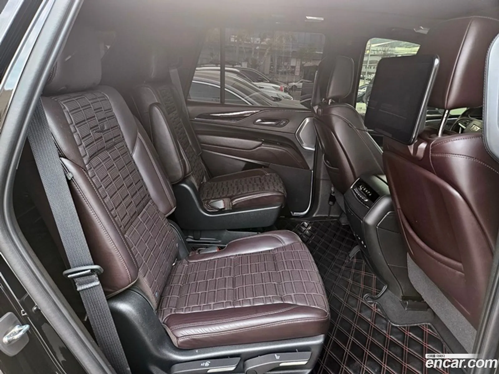Cadillac Escalade 2021 — 10
