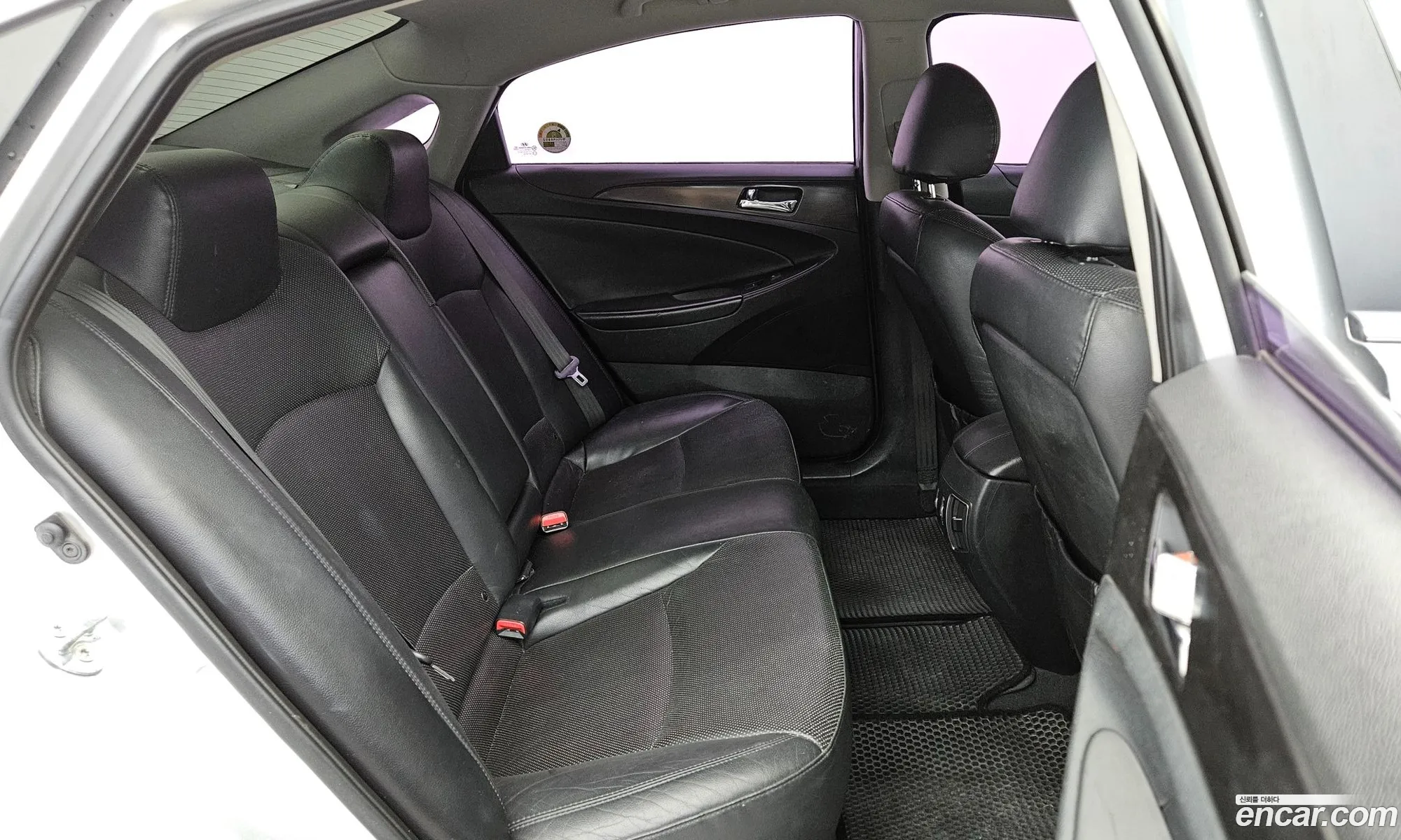 Hyundai YF Sonata 2012 — 6