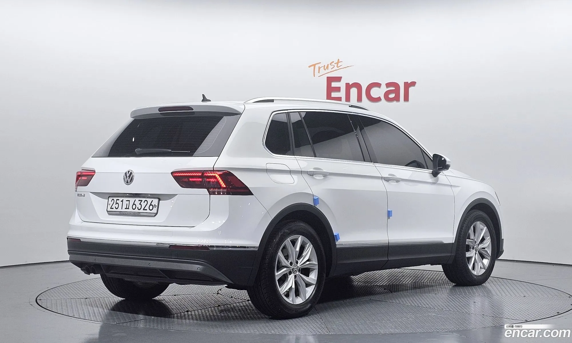Volkswagen Tiguan 2020 — 16