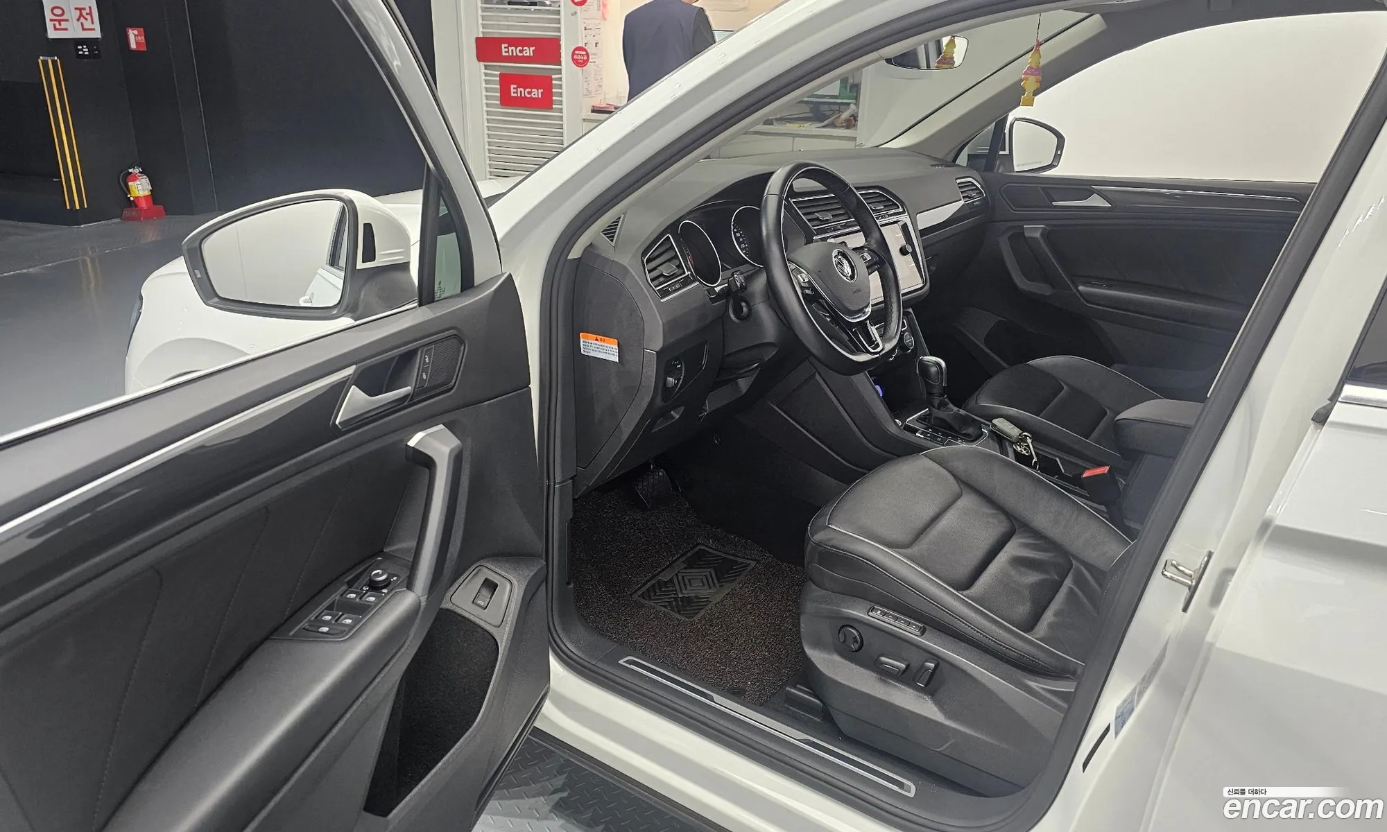 Volkswagen Tiguan 2020 — 18