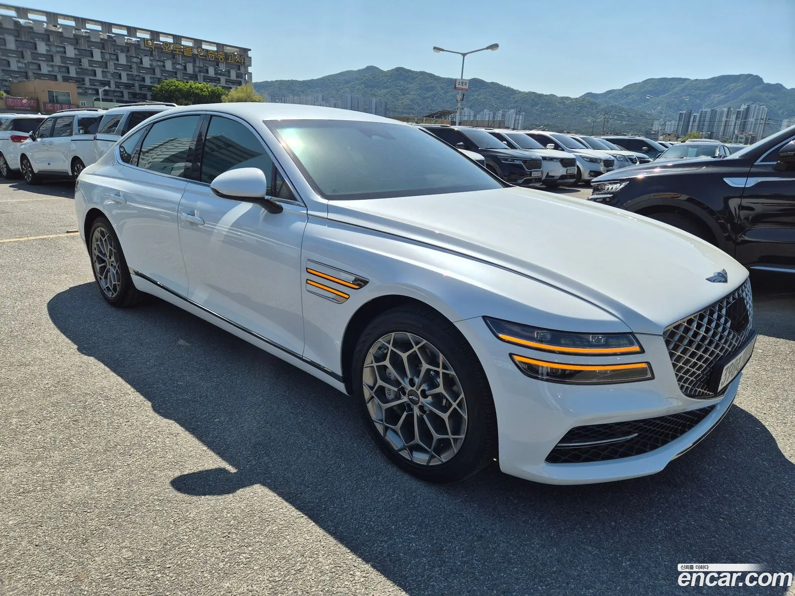 Genesis G80 2023 — 3