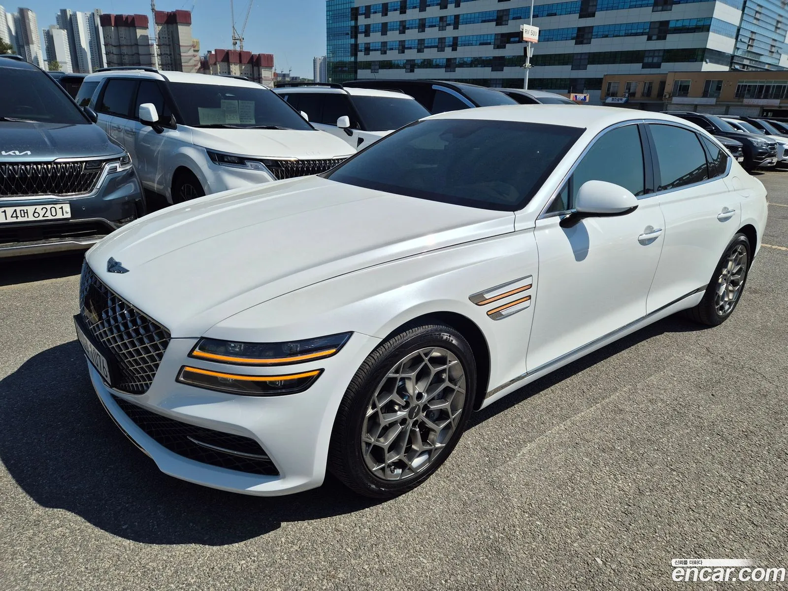 Genesis G80 2023 — 13