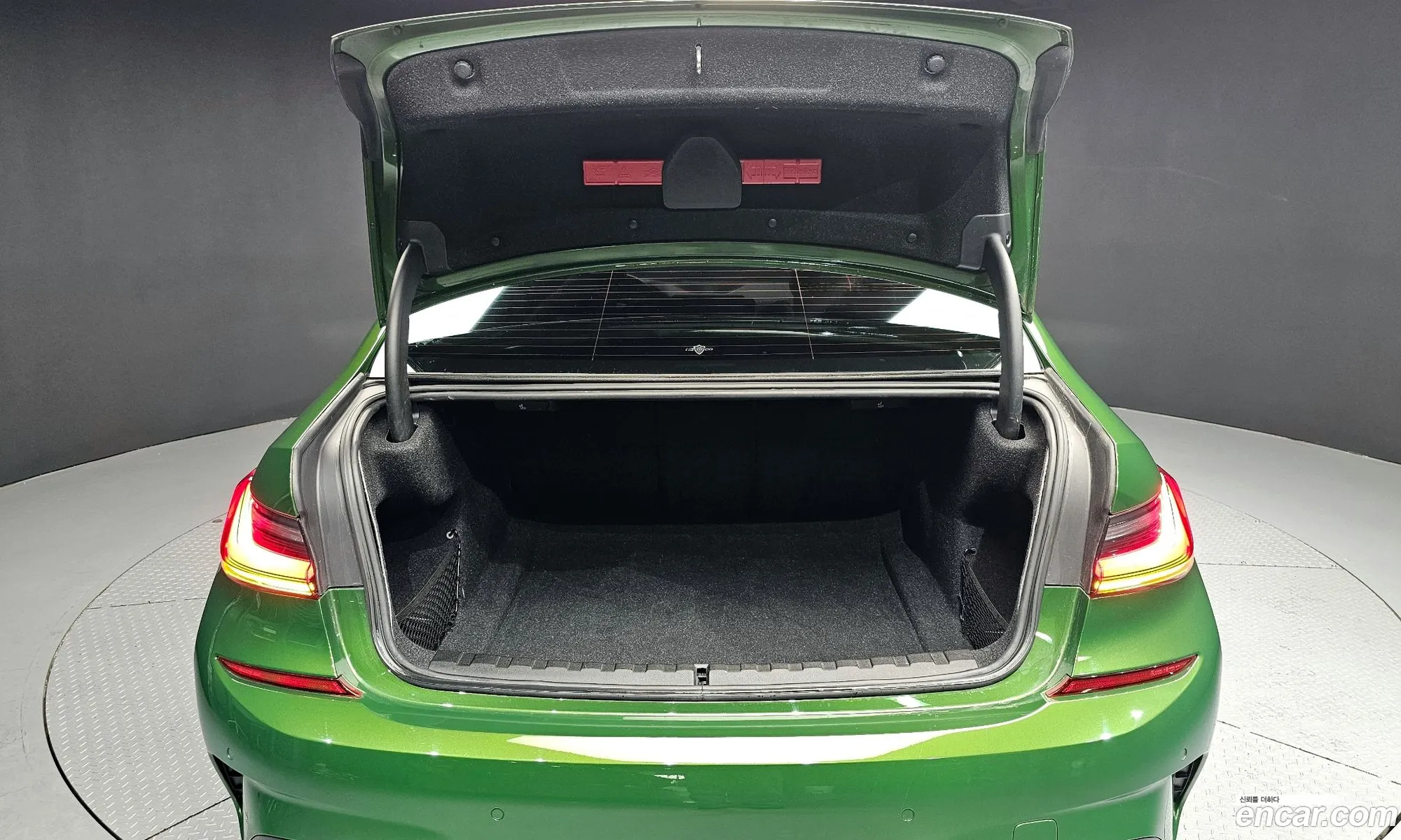 BMW 3 Series 2019 WBA5V5105KAJ54829 — 31