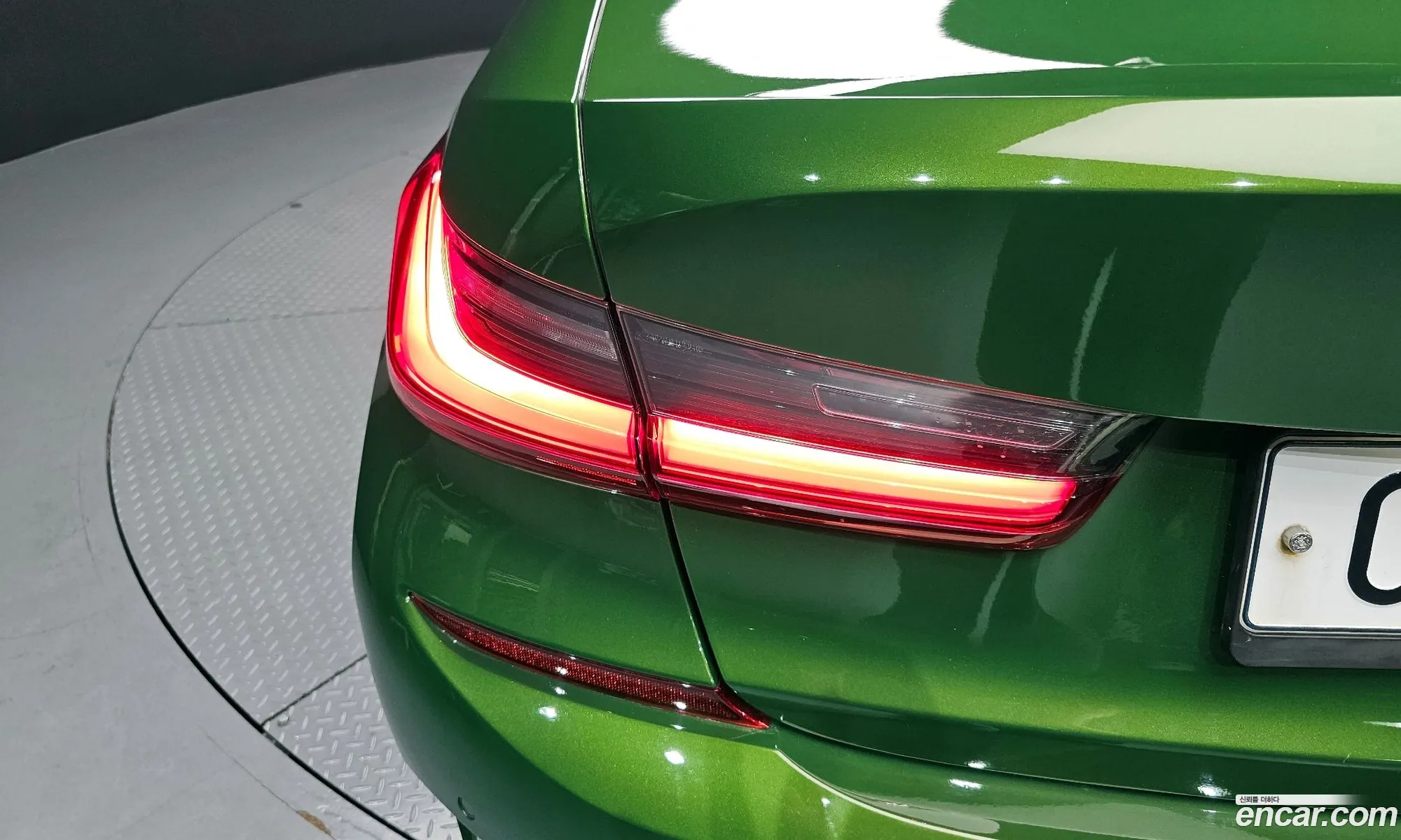 BMW 3 Series 2019 WBA5V5105KAJ54829 — 11