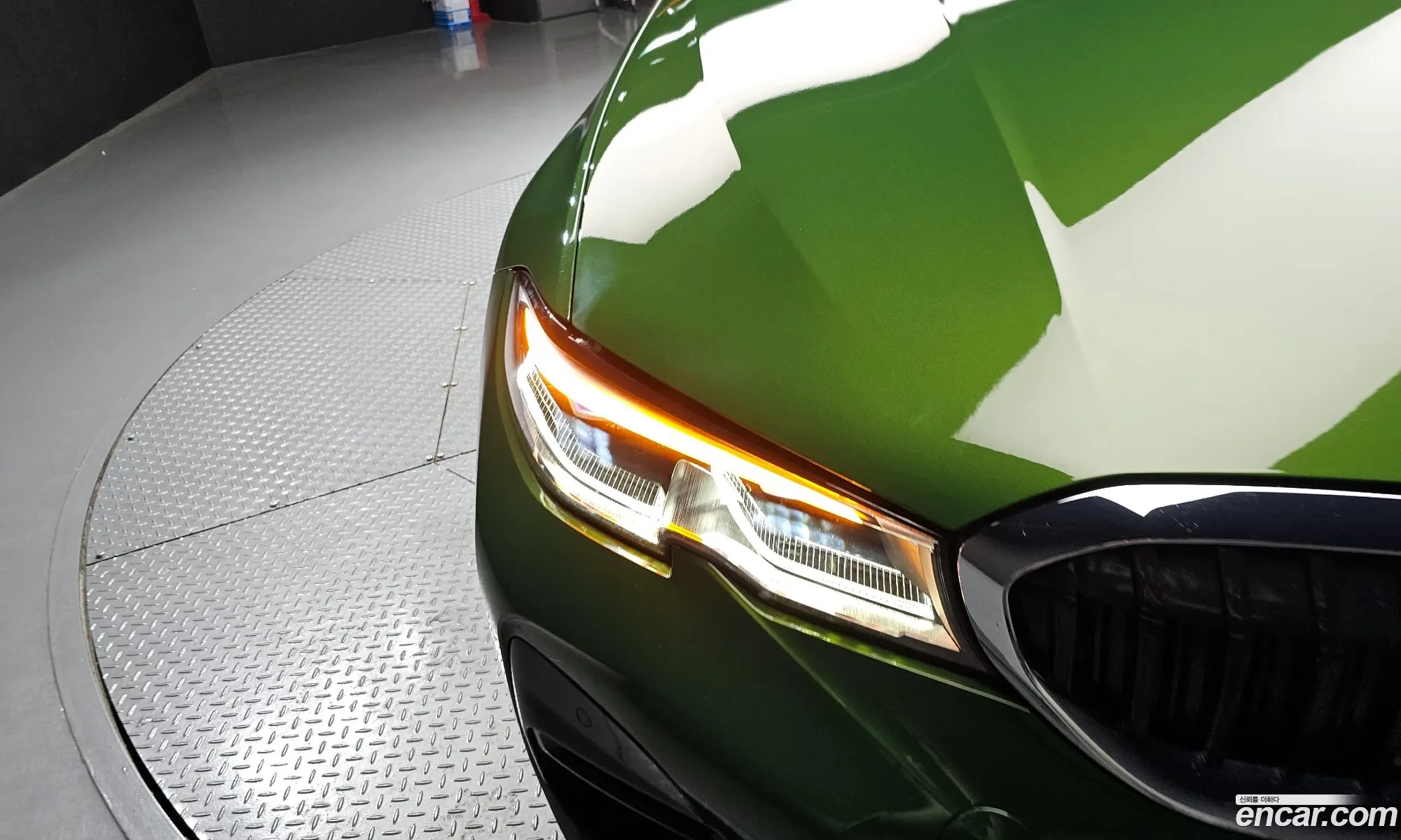 BMW 3 Series 2019 WBA5V5105KAJ54829 — 3