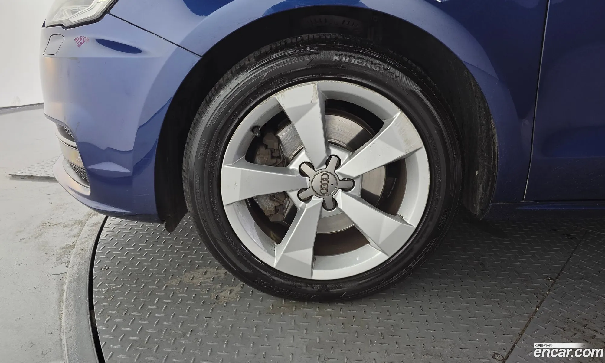 Audi A1 2015 WAUZZZ8X2FB033823 — 6