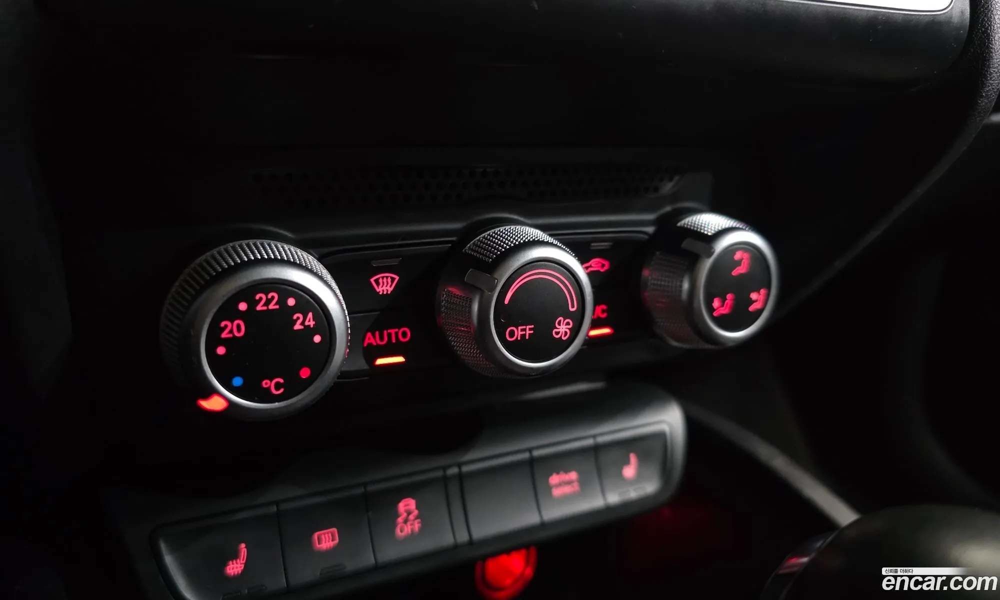 Audi A1 2015 WAUZZZ8X2FB033823 — 8