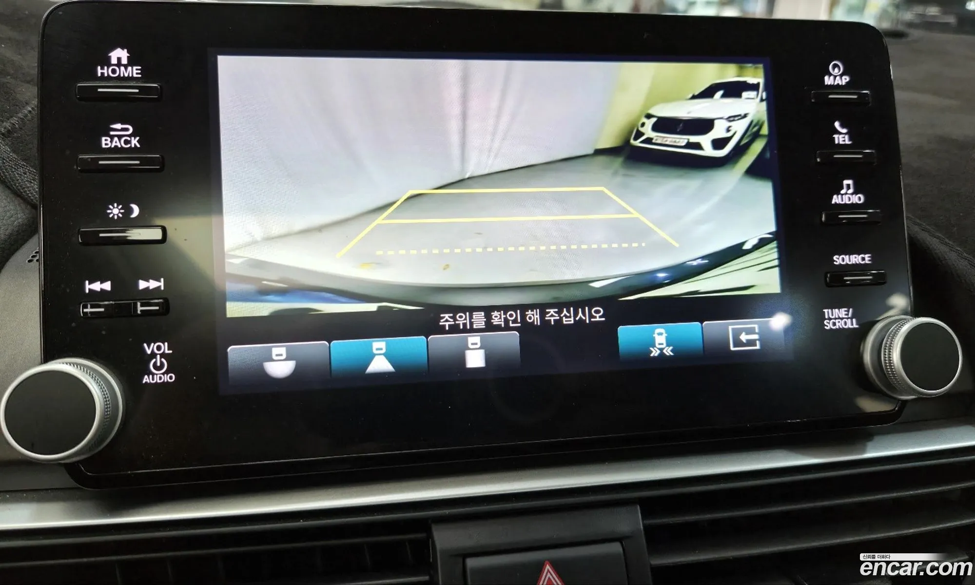 Honda Accord 10th Gen 2022 — 8