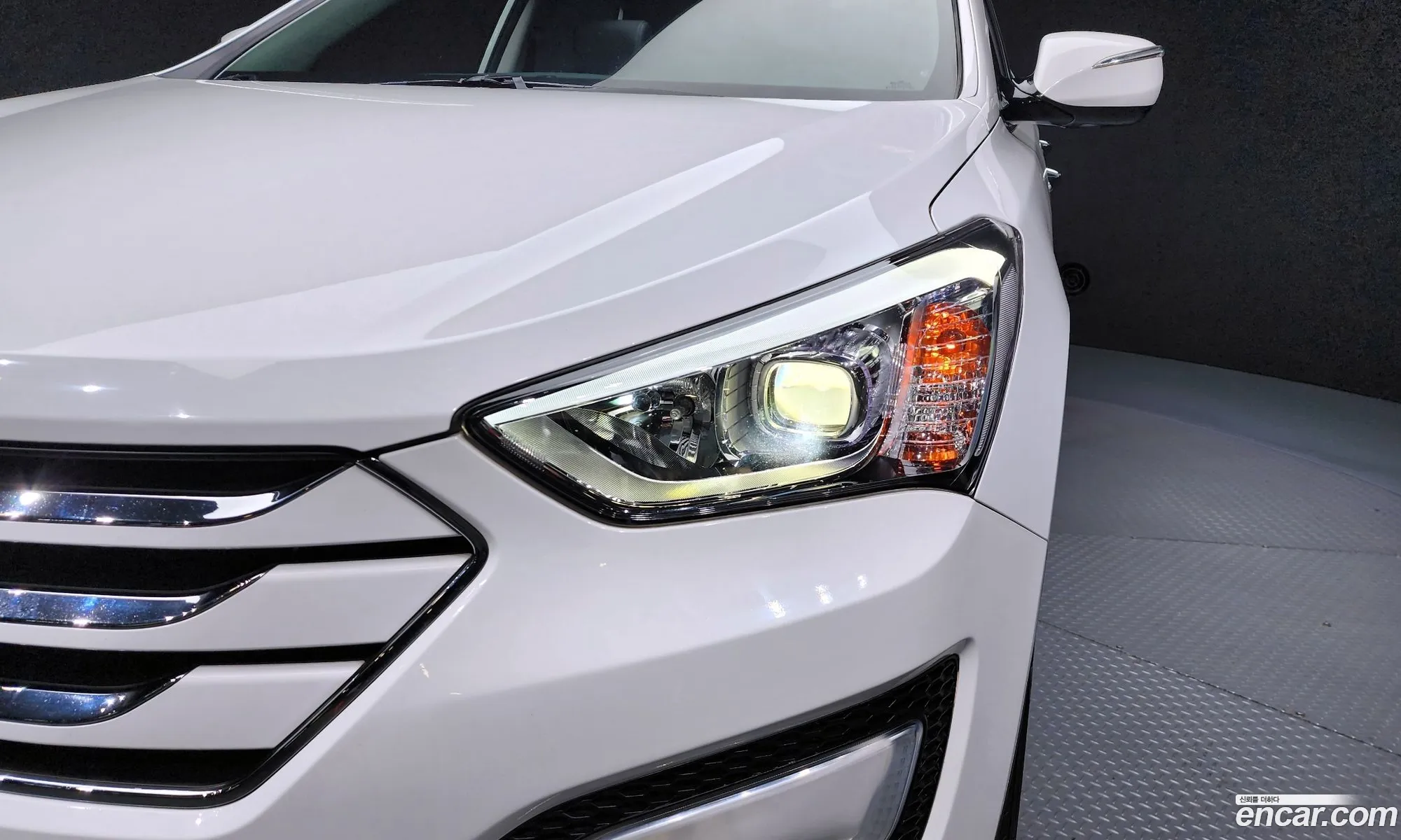 Hyundai Santa Fe DM 2012 — 24