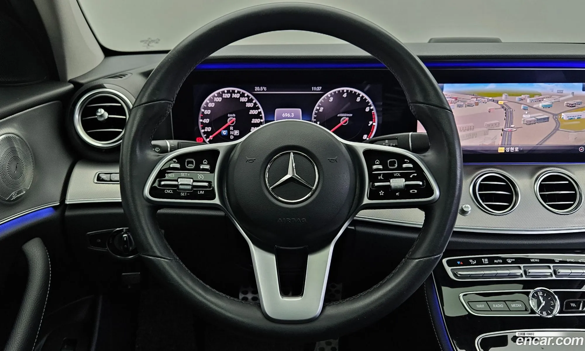 Mercedes-Benz E-Class W213 2019 — 15