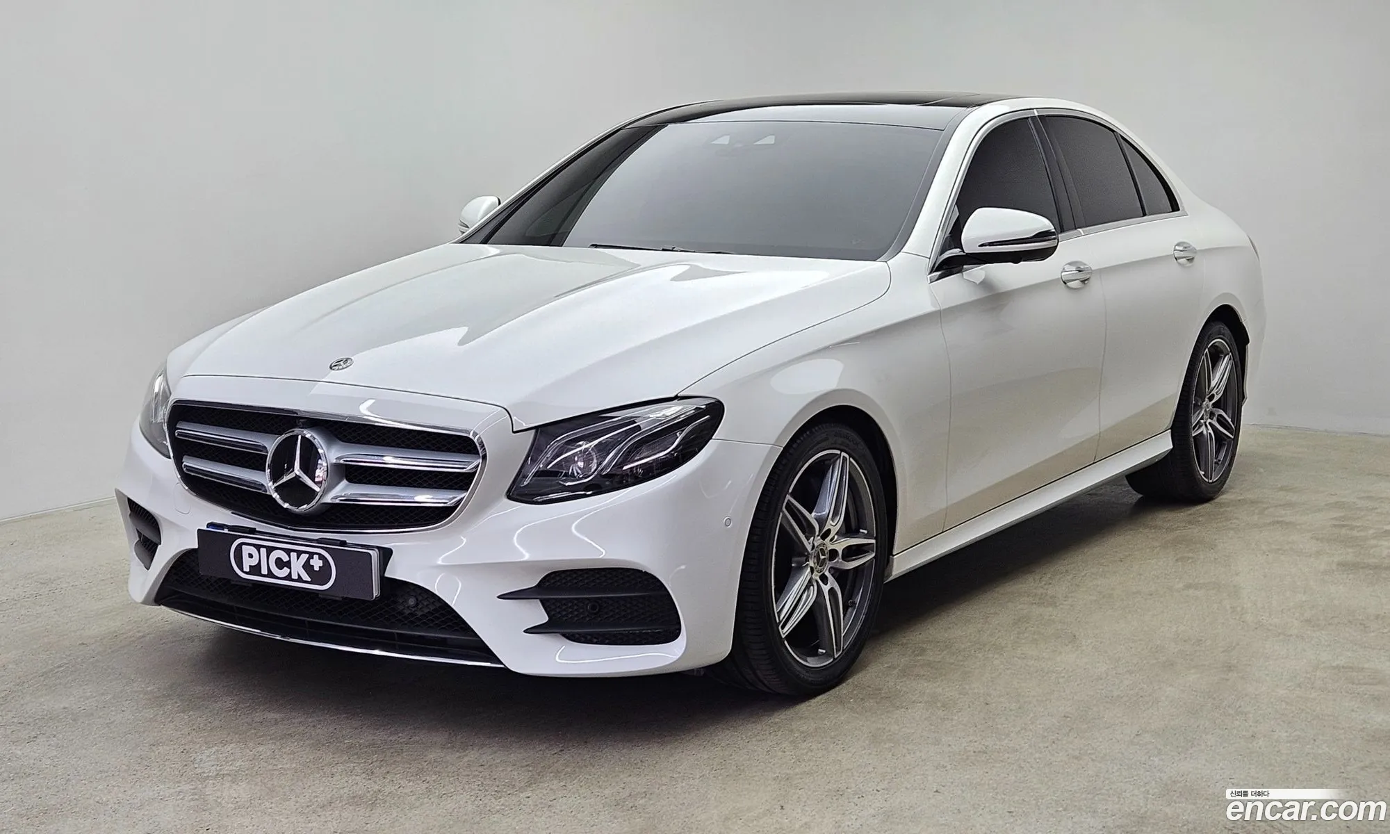 Mercedes-Benz E-Class W213 2019 — 16