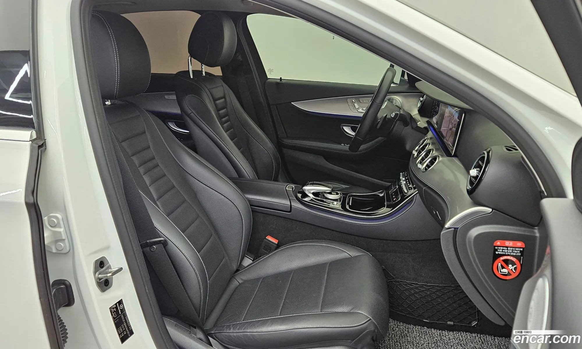 Mercedes-Benz E-Class W213 2019 — 18