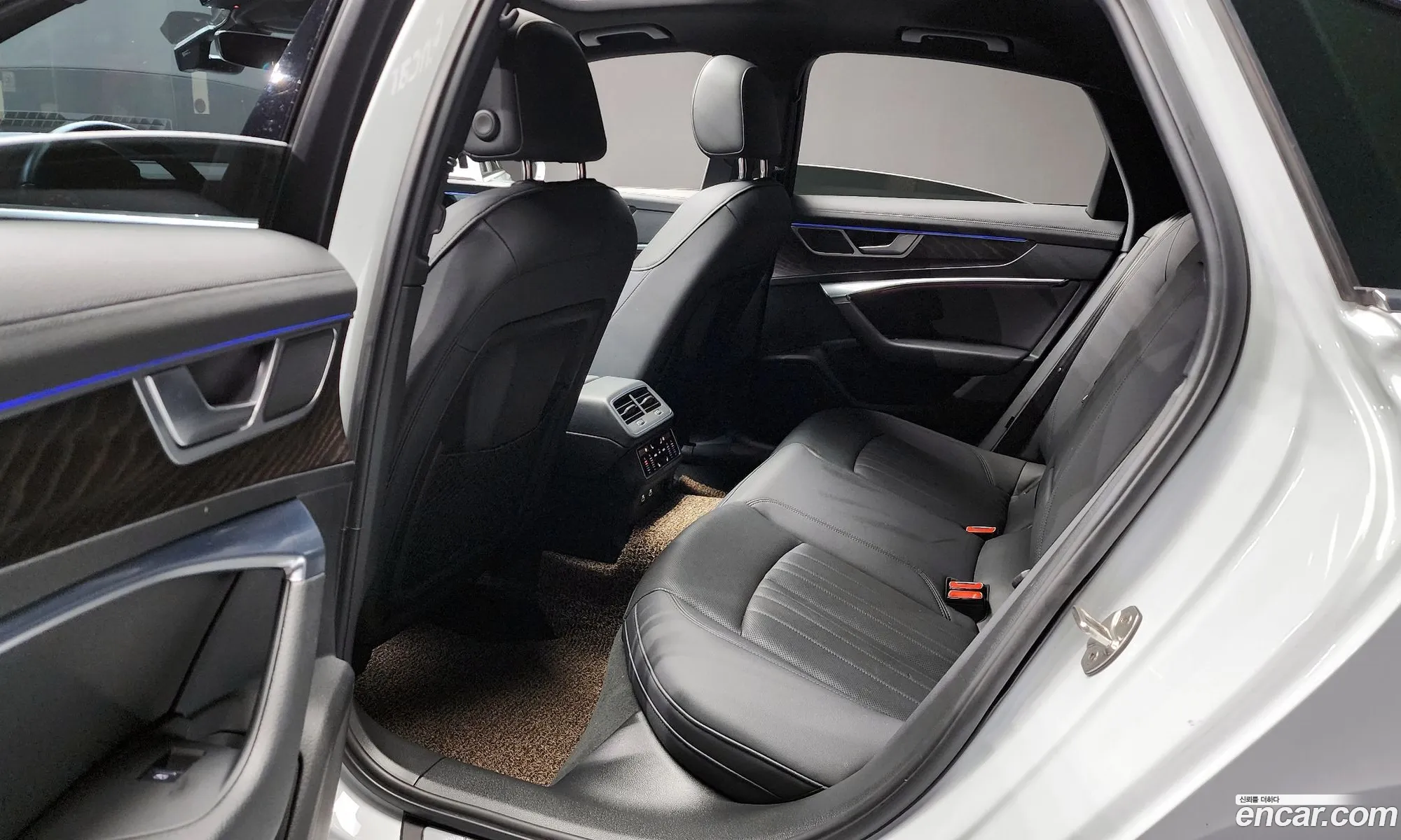 Audi A6 2022 — 4