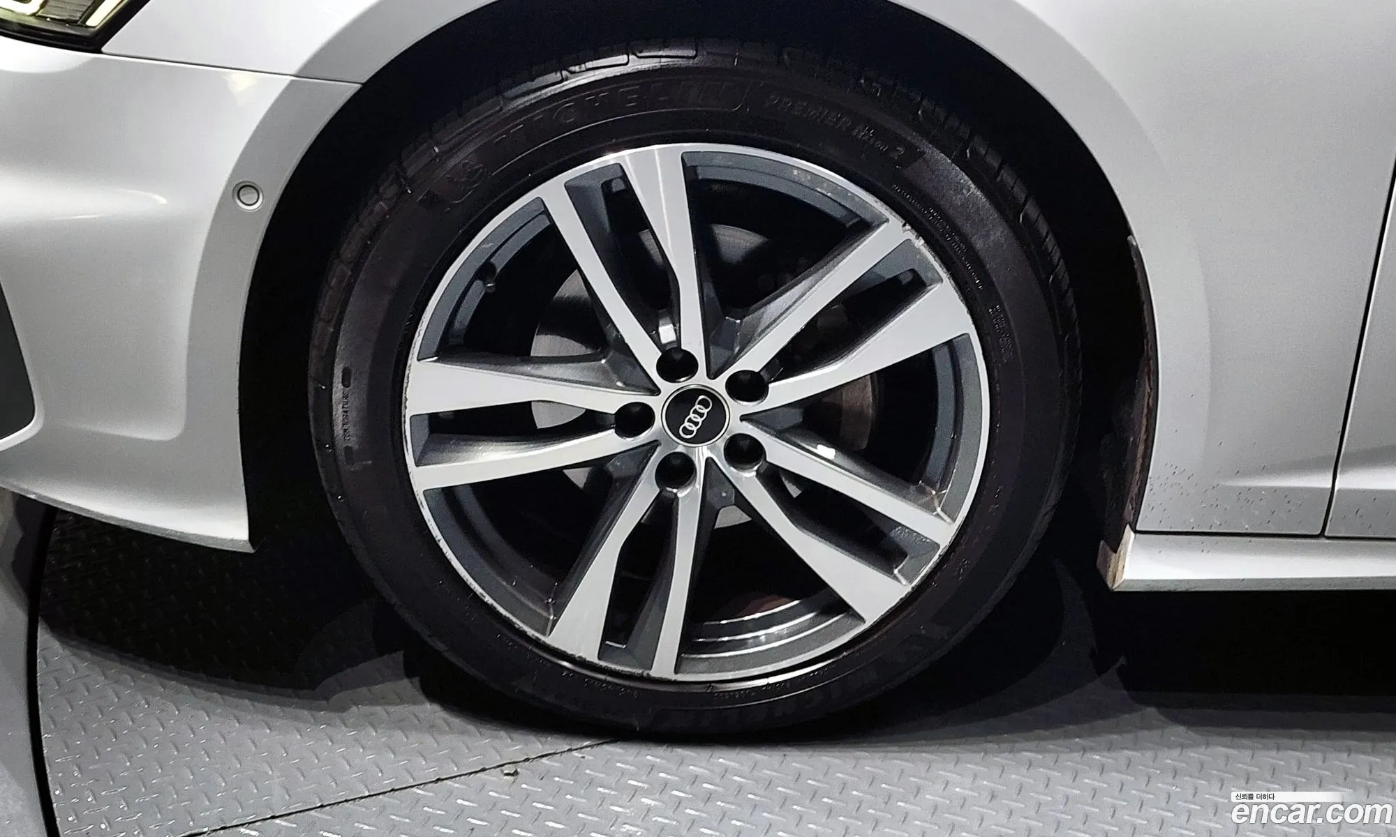 Audi A6 2022 — 30