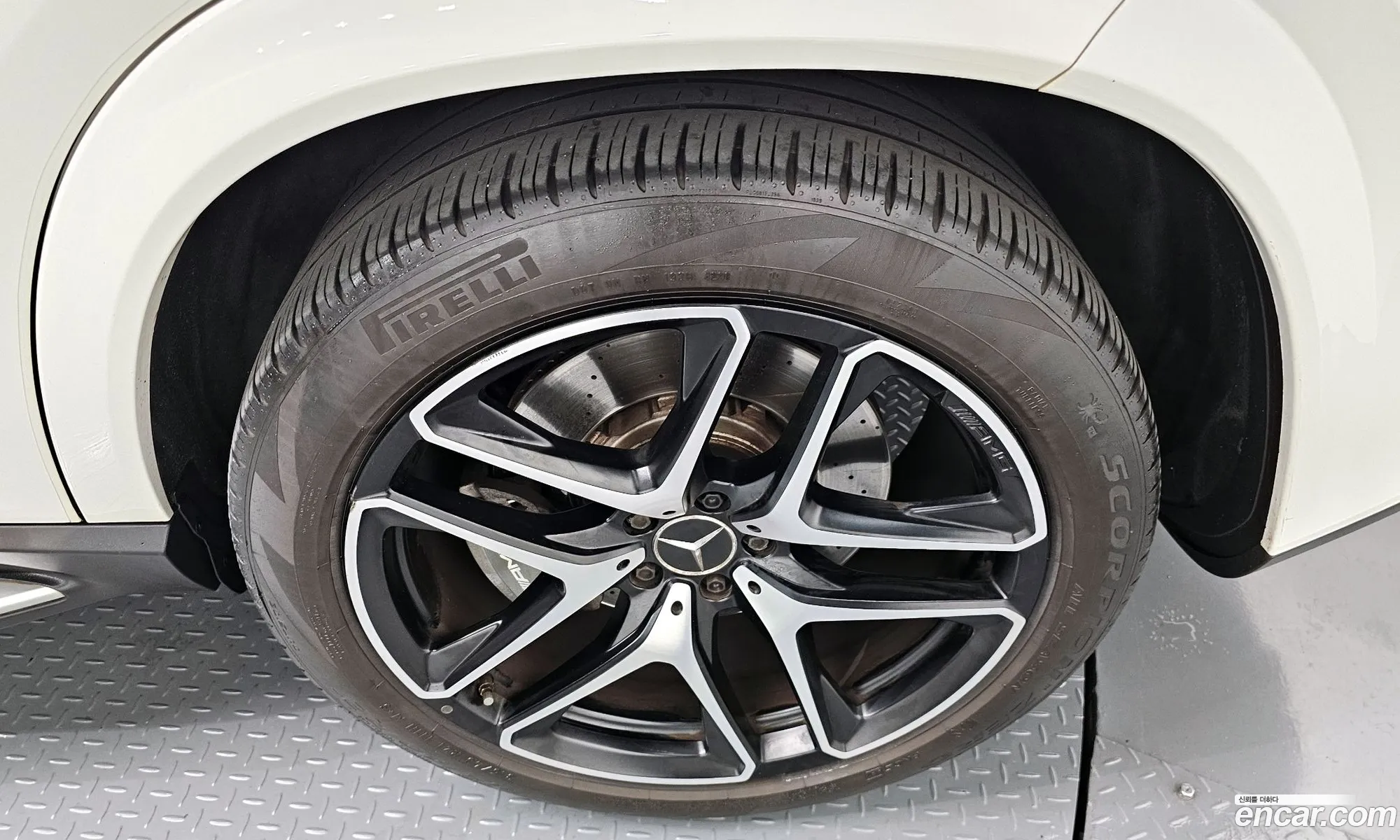 Mercedes-Benz GLE-Class W167 2021 — 15