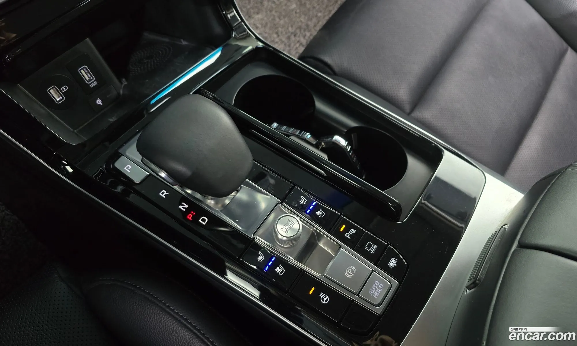 Kia K7 Premier Hybrid 2019 — 4