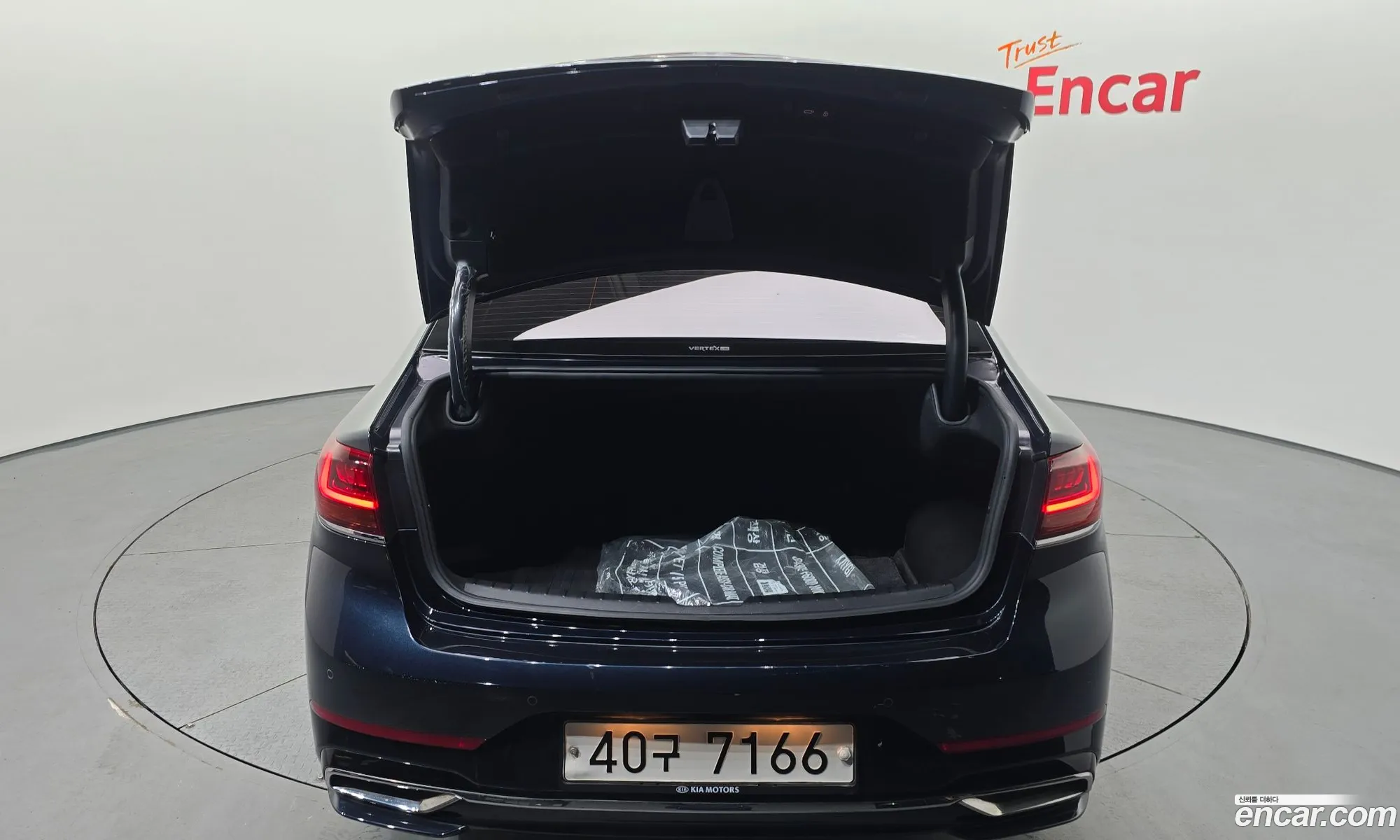 Kia K7 Premier Hybrid 2019 — 18