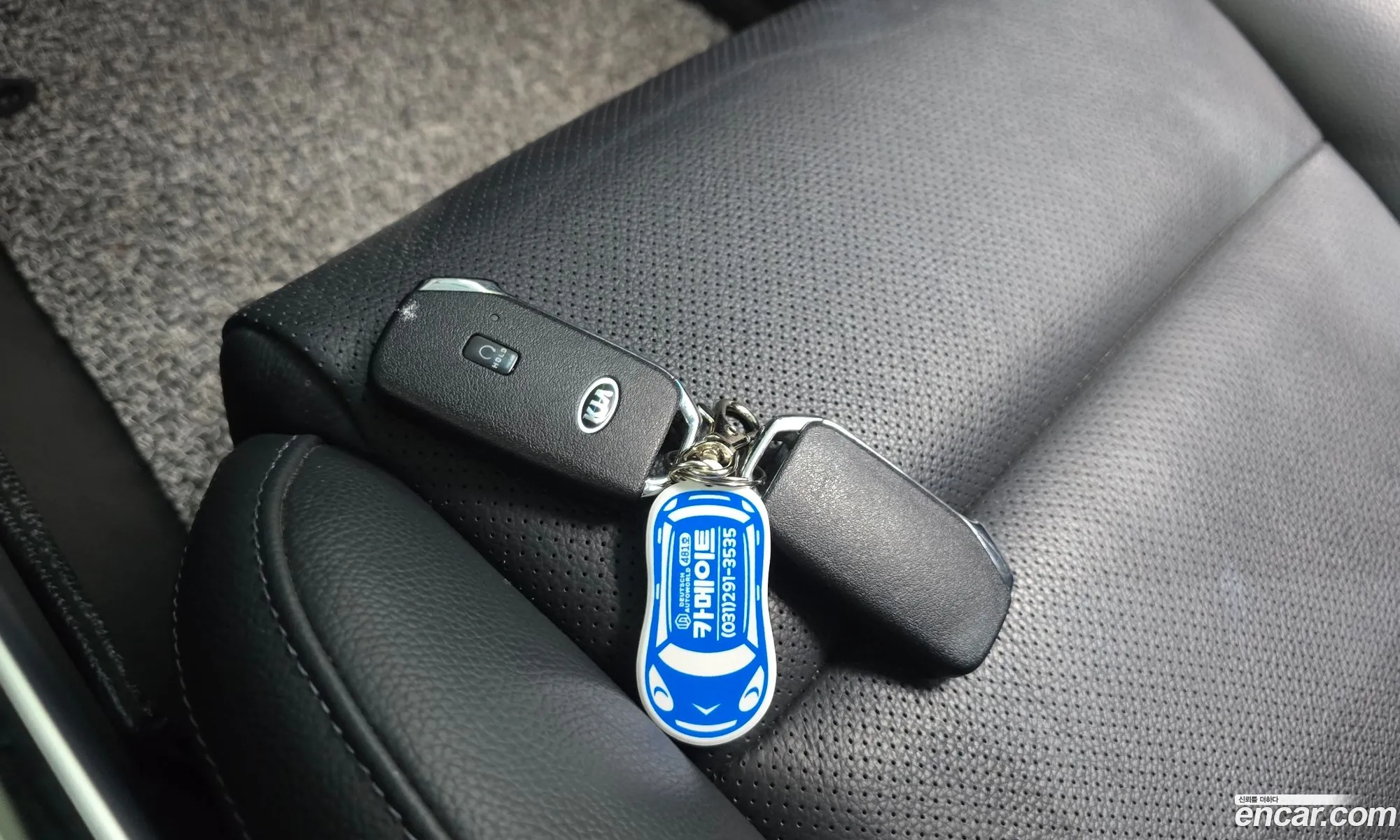 Kia K7 Premier Hybrid 2019 — 24