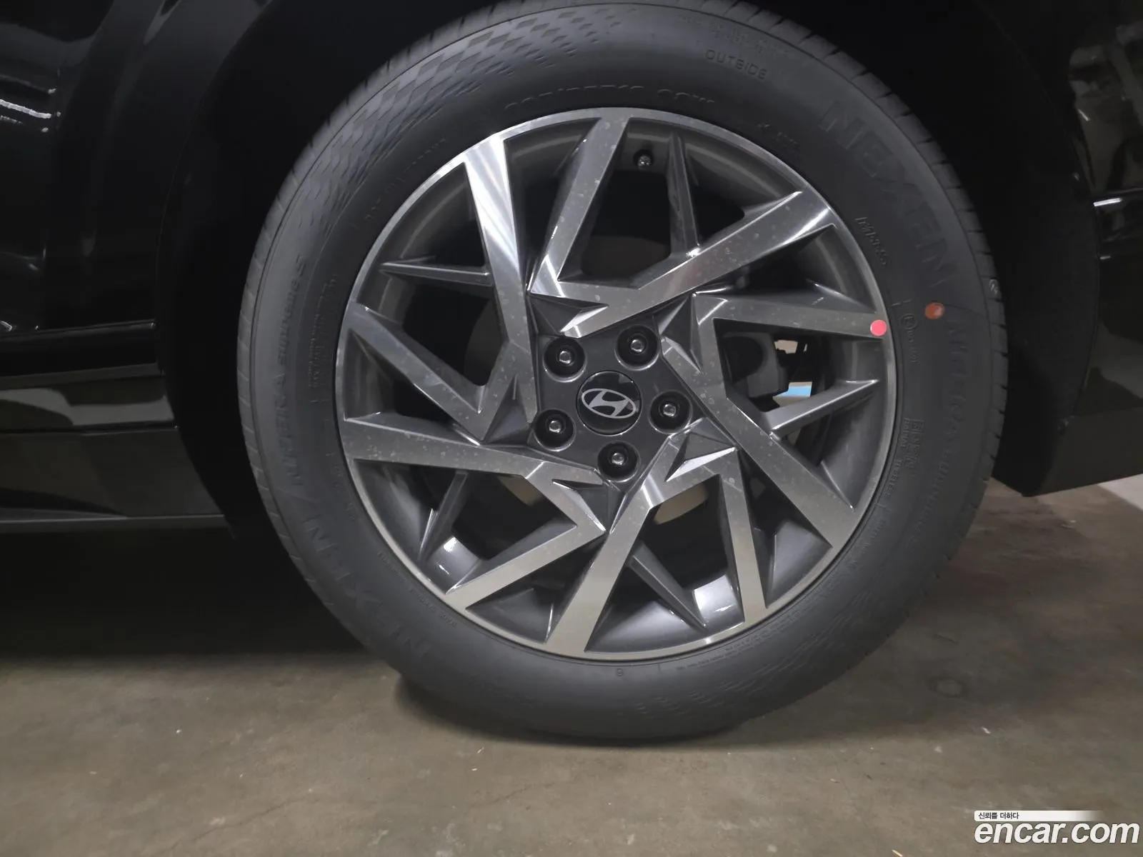 Hyundai Grandeur Hybrid 2026 — 17