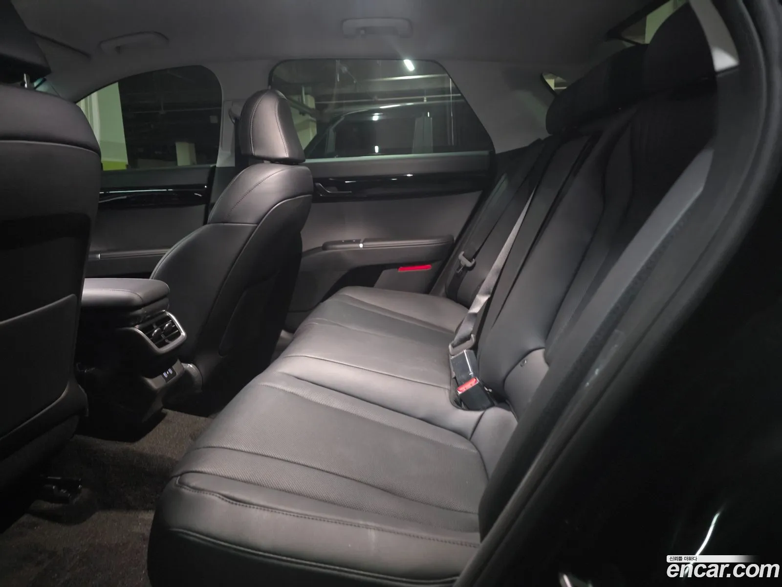 Hyundai Grandeur Hybrid 2026 — 8