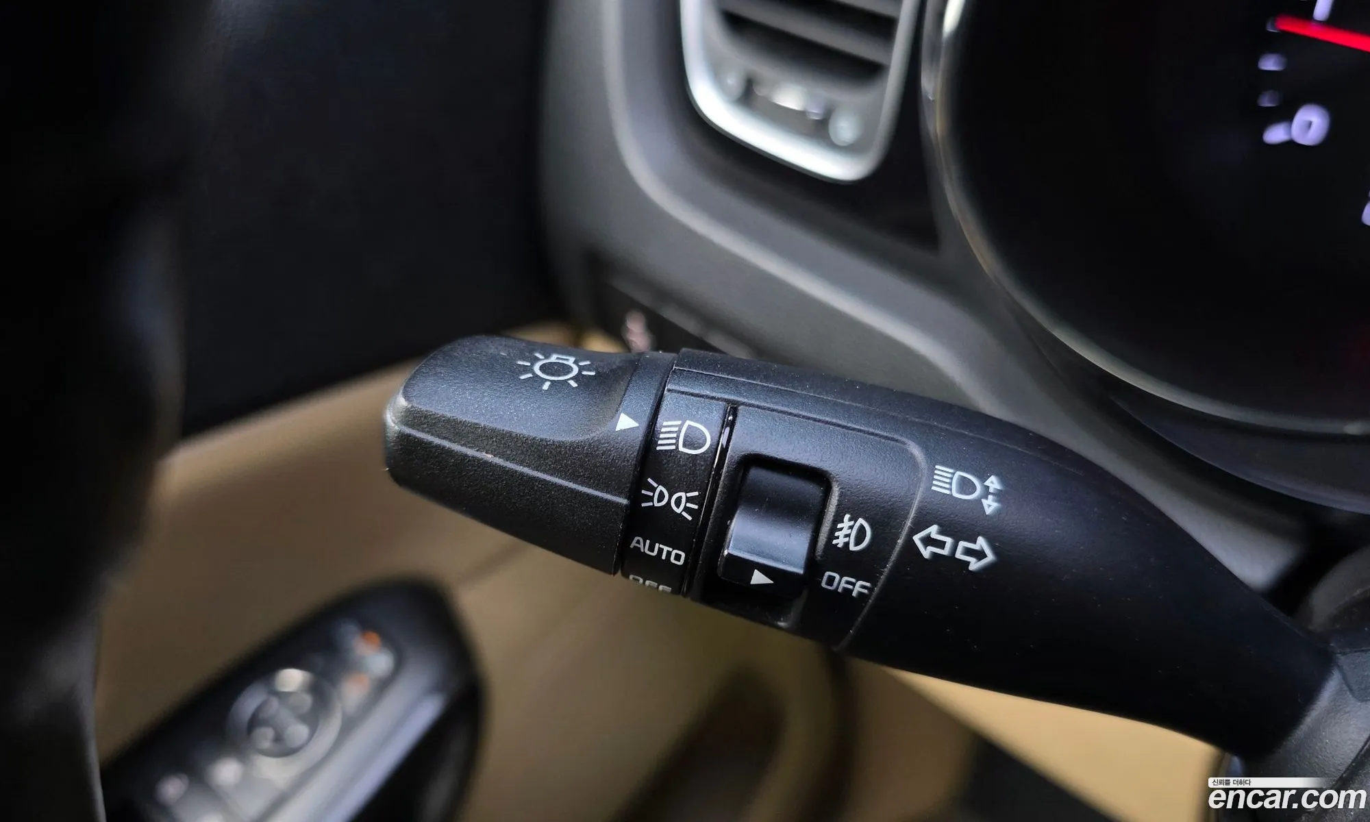 Kia Carnival 2015 — 17
