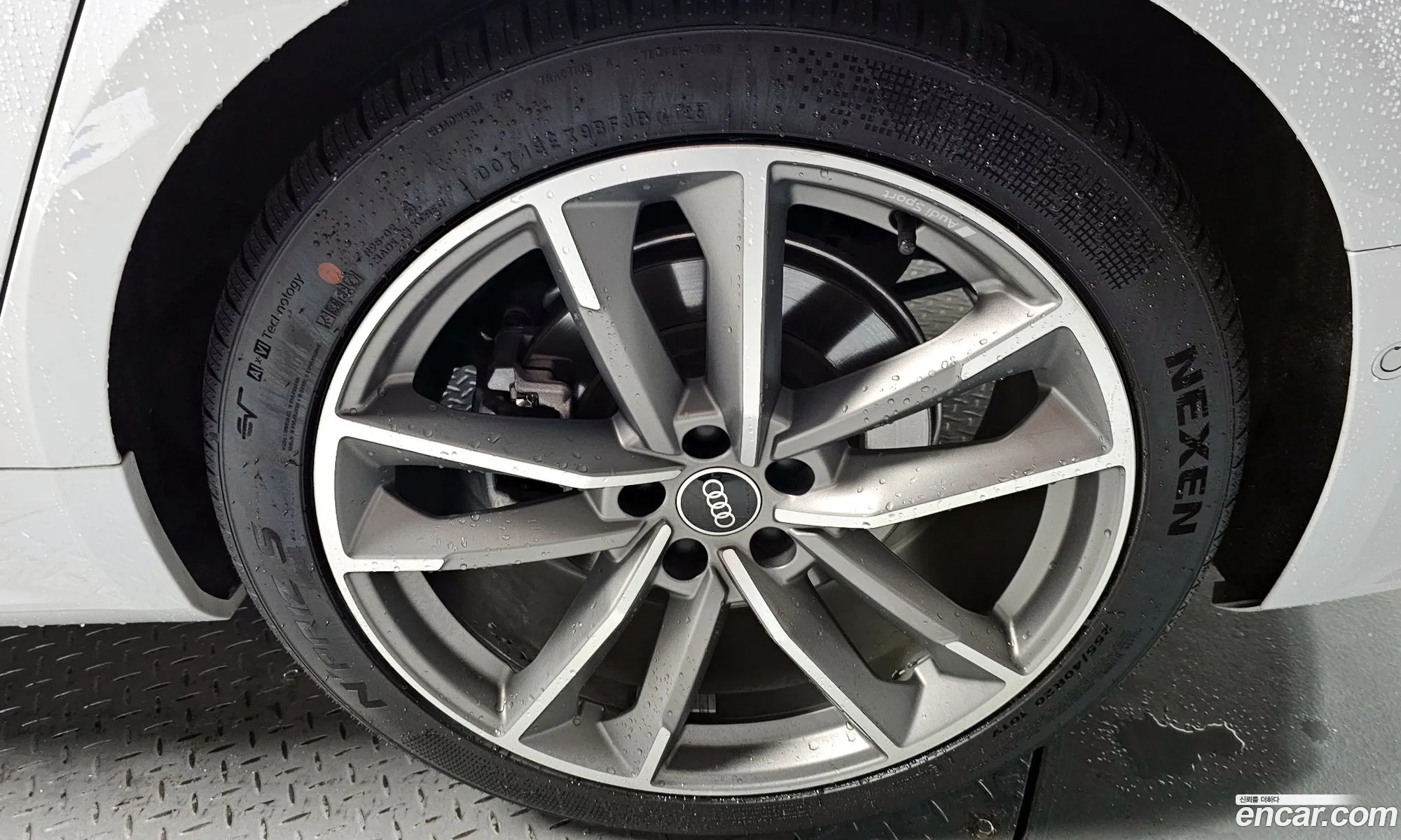 Audi A7 2021 WAUZZZF26MN041460 — 9