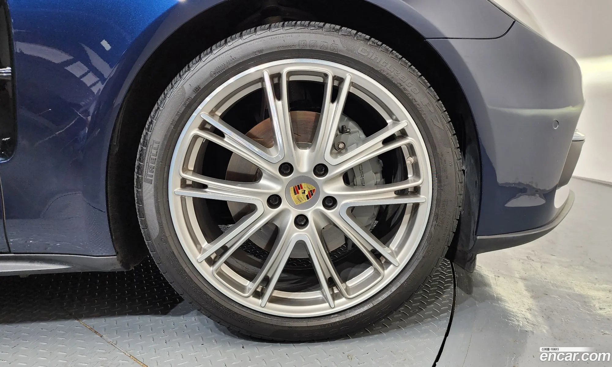 Porsche Panamera 2018 WP0AB2979JL136203 — 27