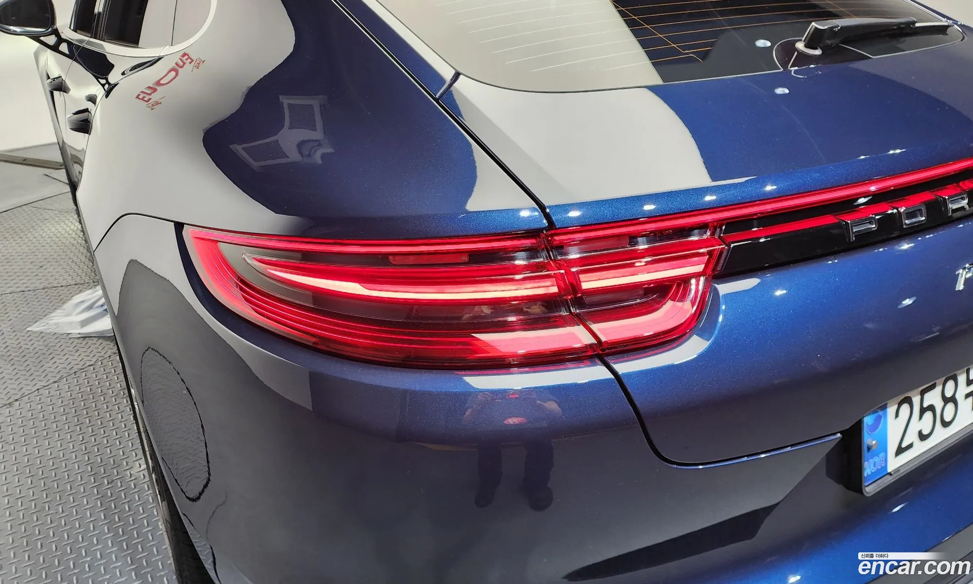 Porsche Panamera 2018 WP0AB2979JL136203 — 29