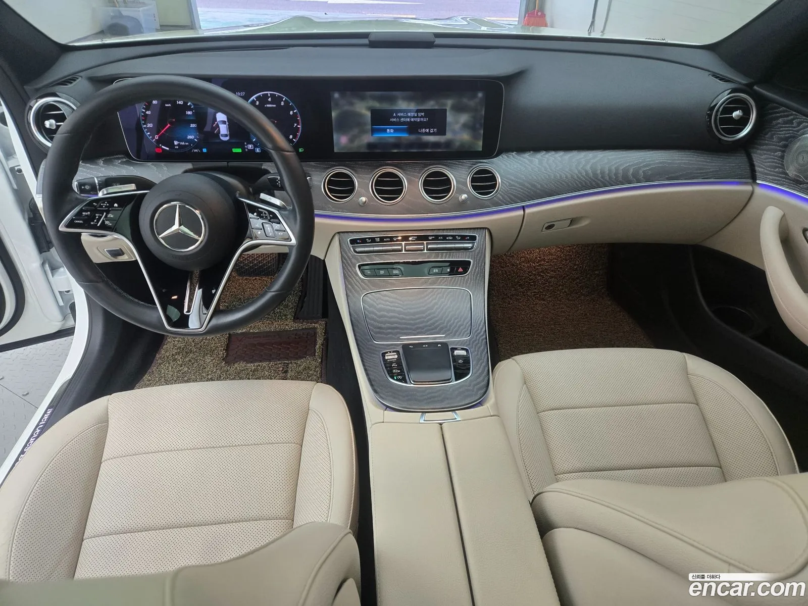 Mercedes-Benz E-Class W213 2022 — 17