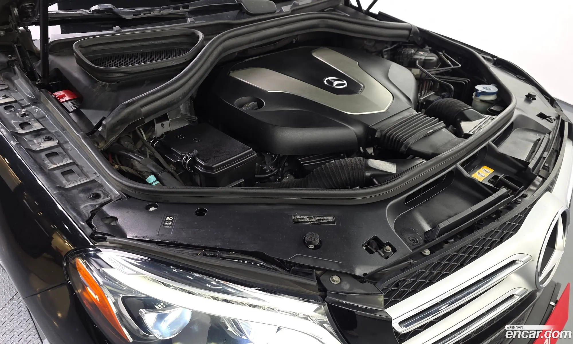 Mercedes-Benz GLE-Class W166 2018 — 24