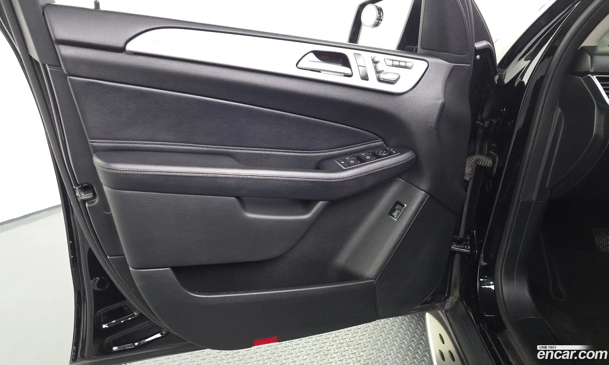 Mercedes-Benz GLE-Class W166 2018 — 5