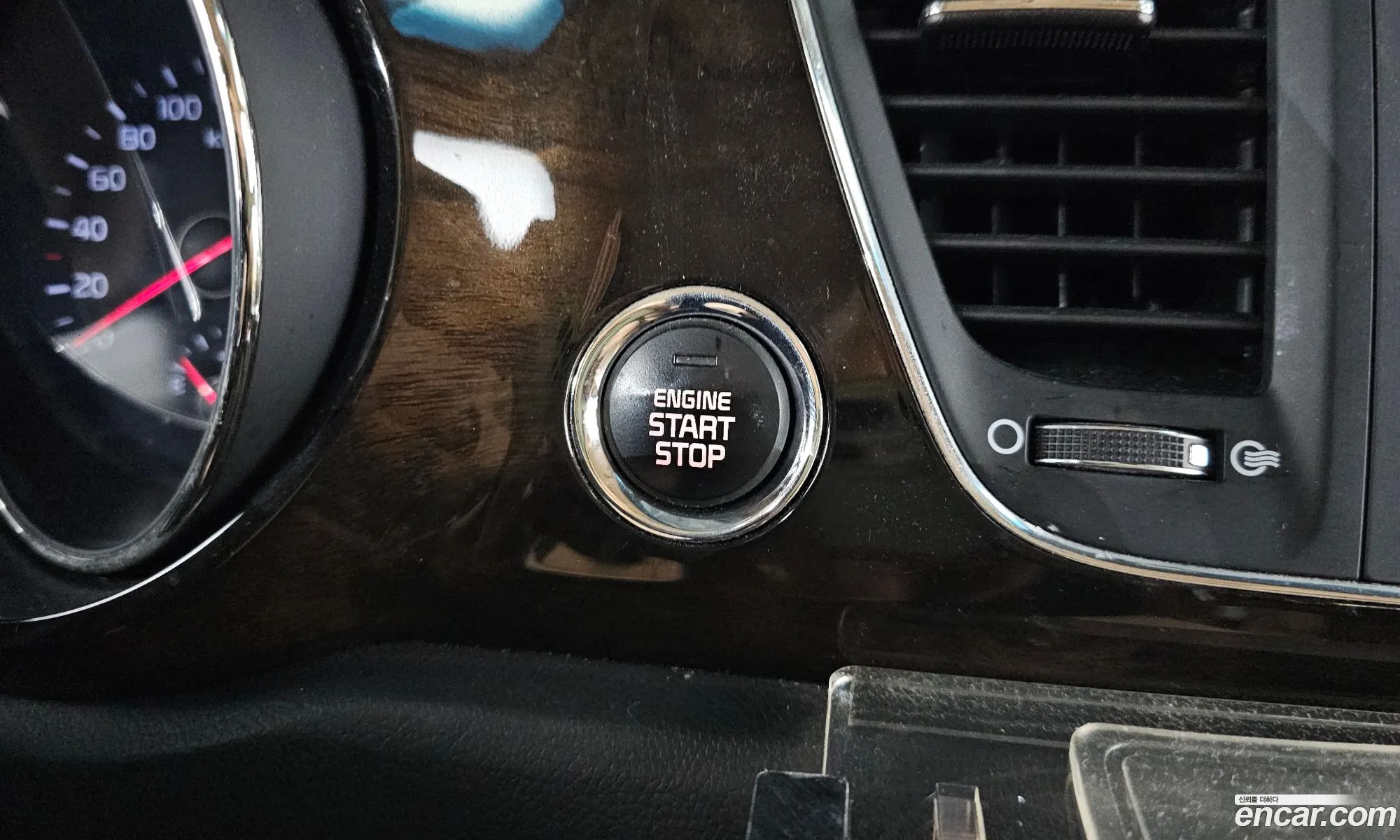 Kia Carnival 2018 KNAMB81ABKS471054 — 16